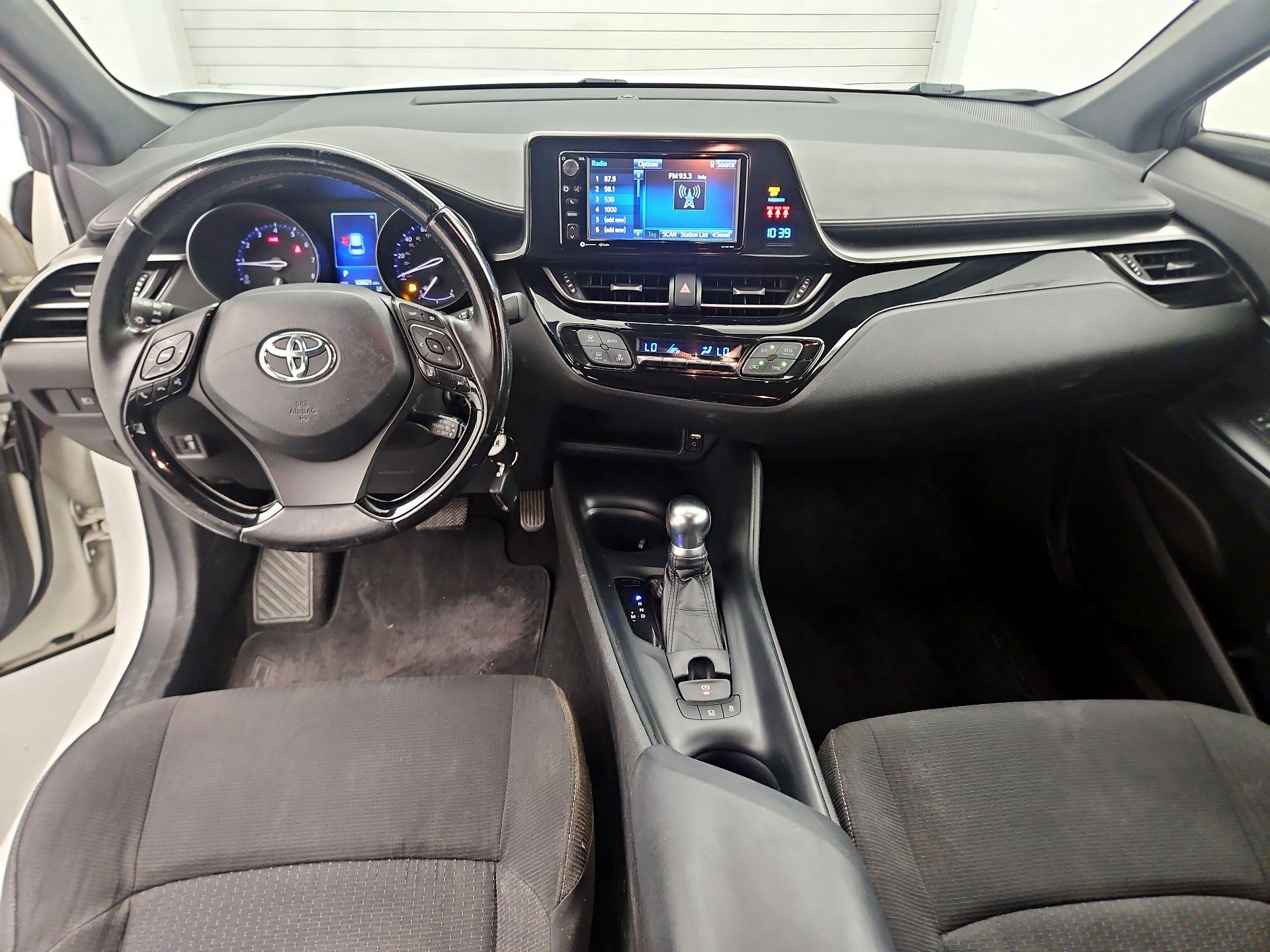 Thumbnail: 2018 Toyota C-HR - 8