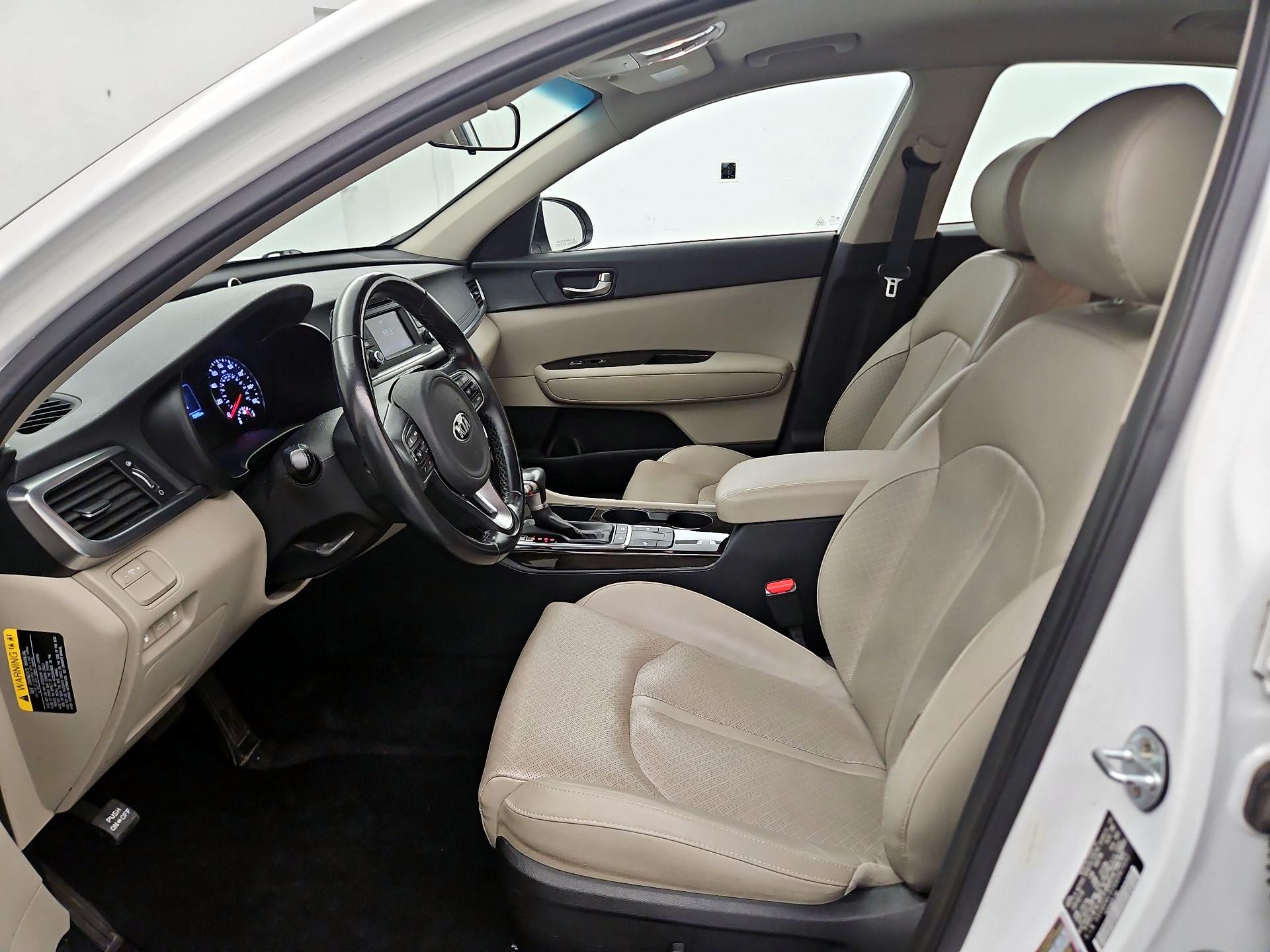Thumbnail: 2016 Kia Optima - 9