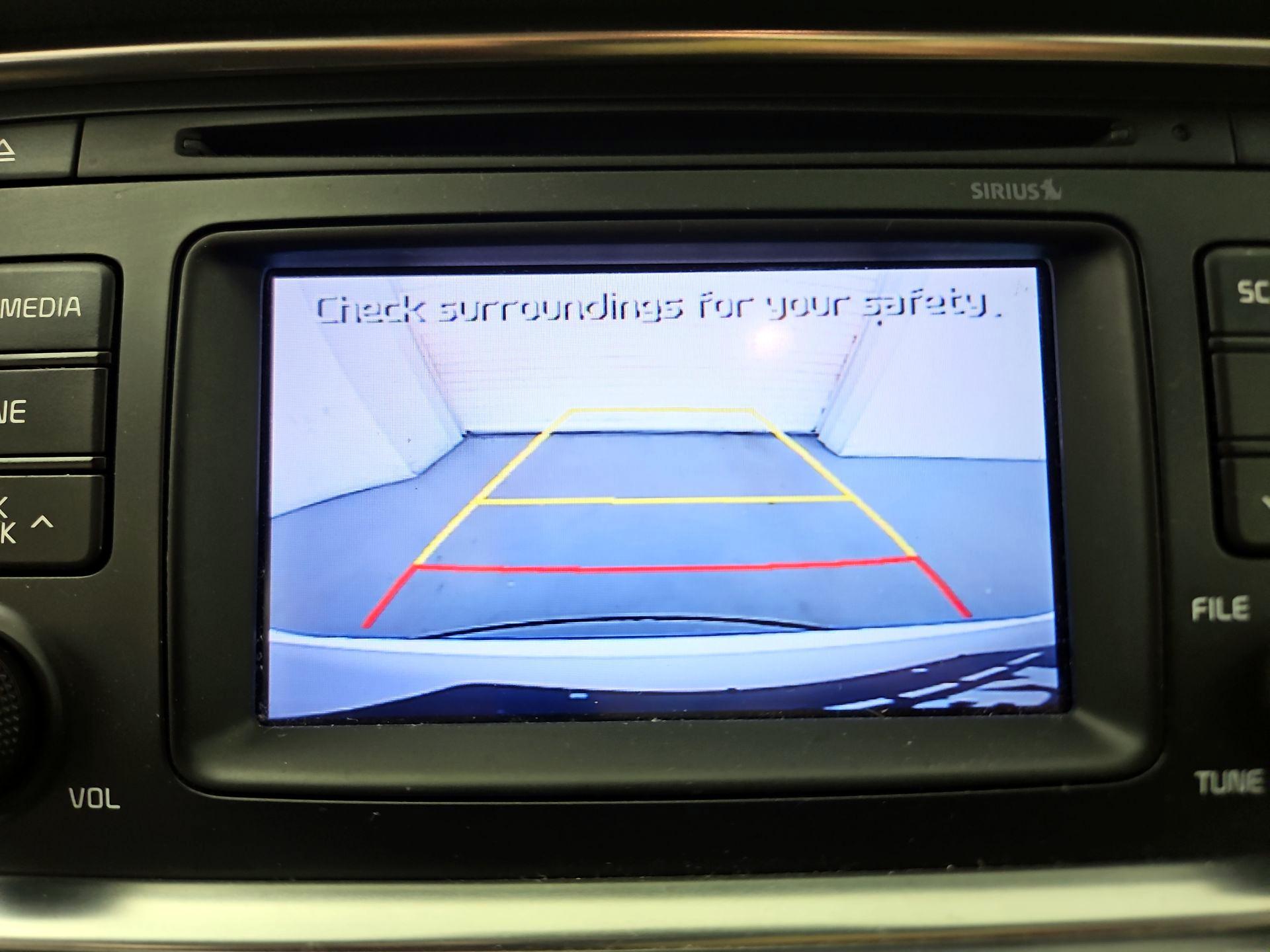Thumbnail: 2016 Kia Optima - 12