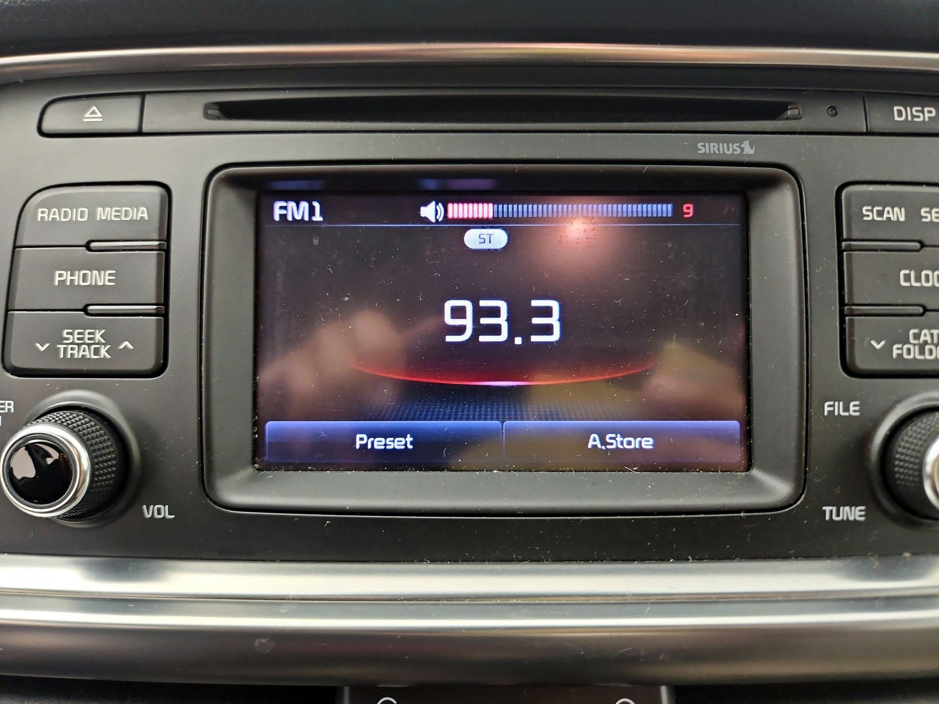 Thumbnail: 2016 Kia Optima - 13