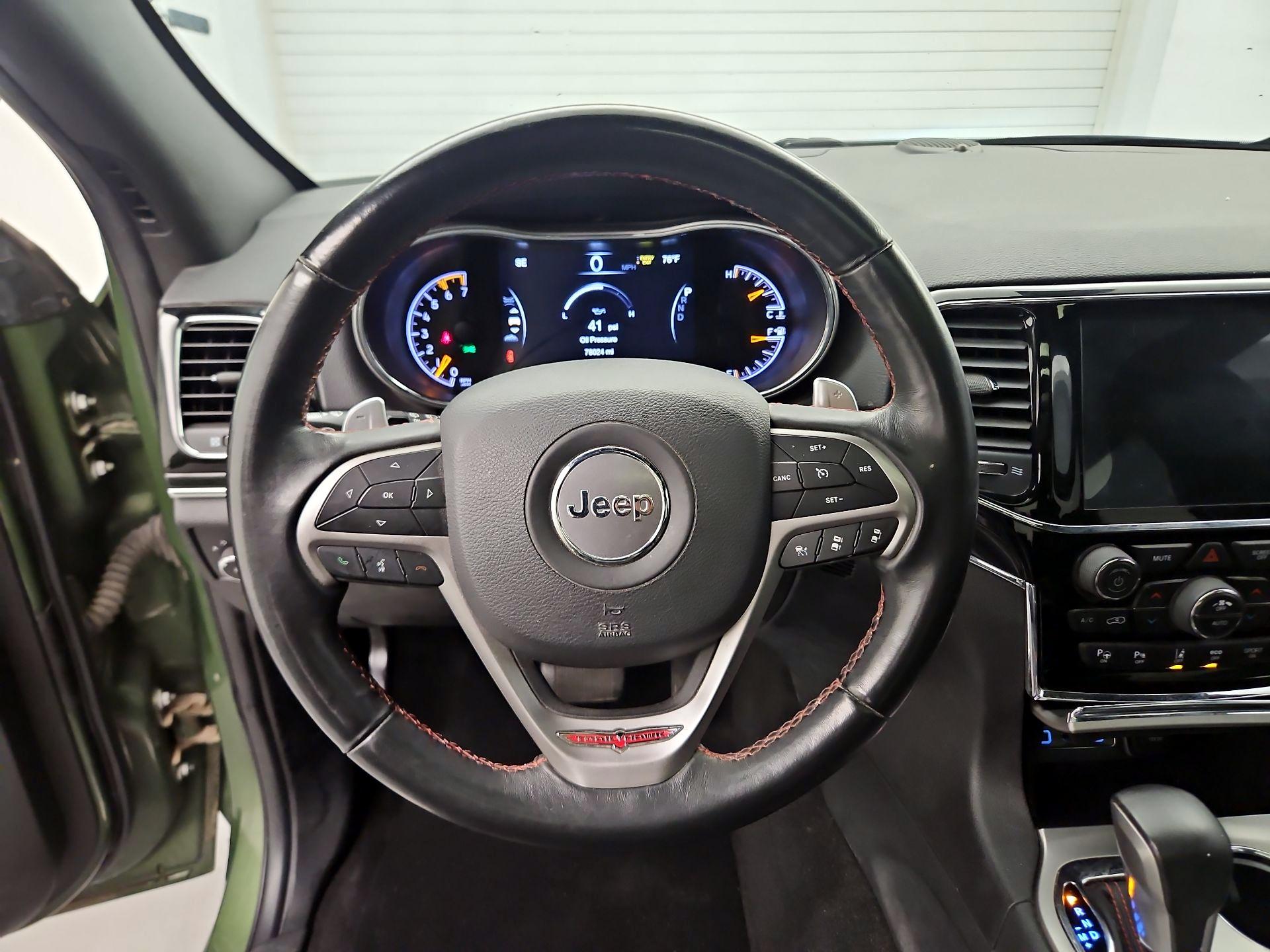 Thumbnail: 2019 Jeep Grand Cherokee - 10