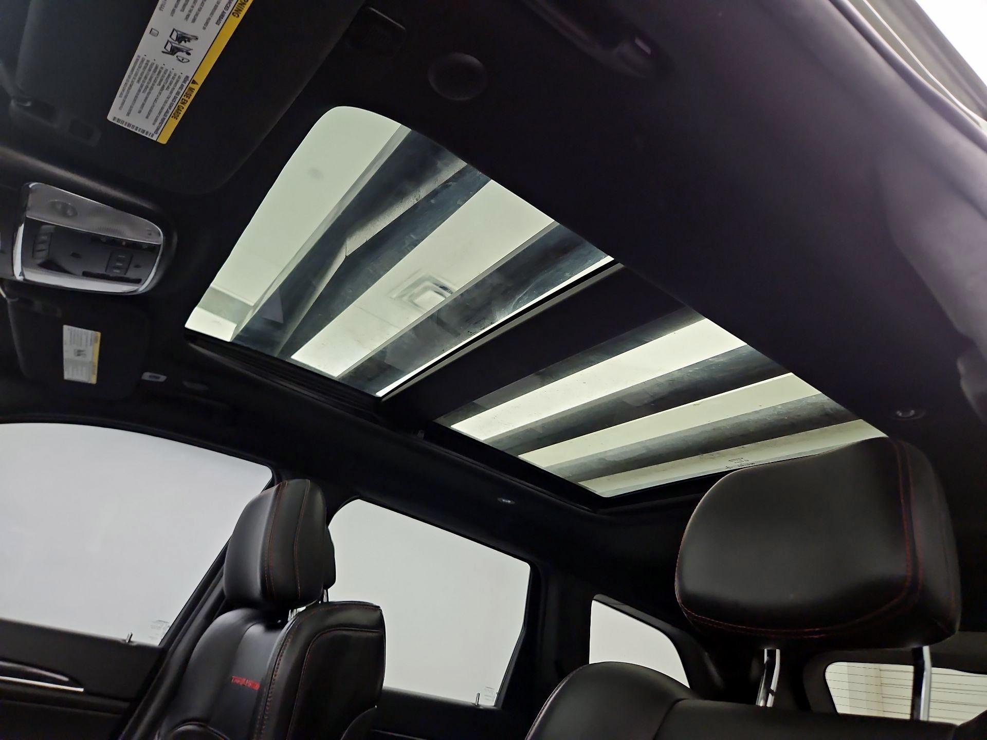 Thumbnail: 2019 Jeep Grand Cherokee - 18