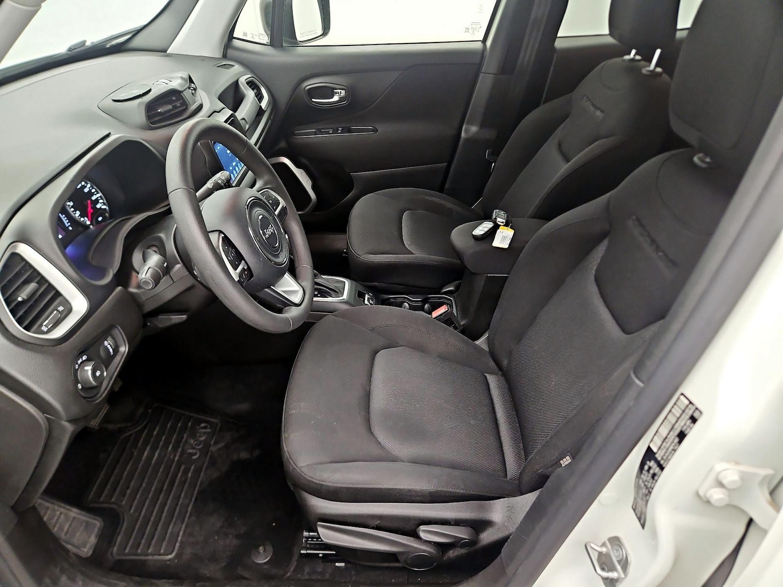 2021 Jeep Renegade Freedom Edition - Photo 12
