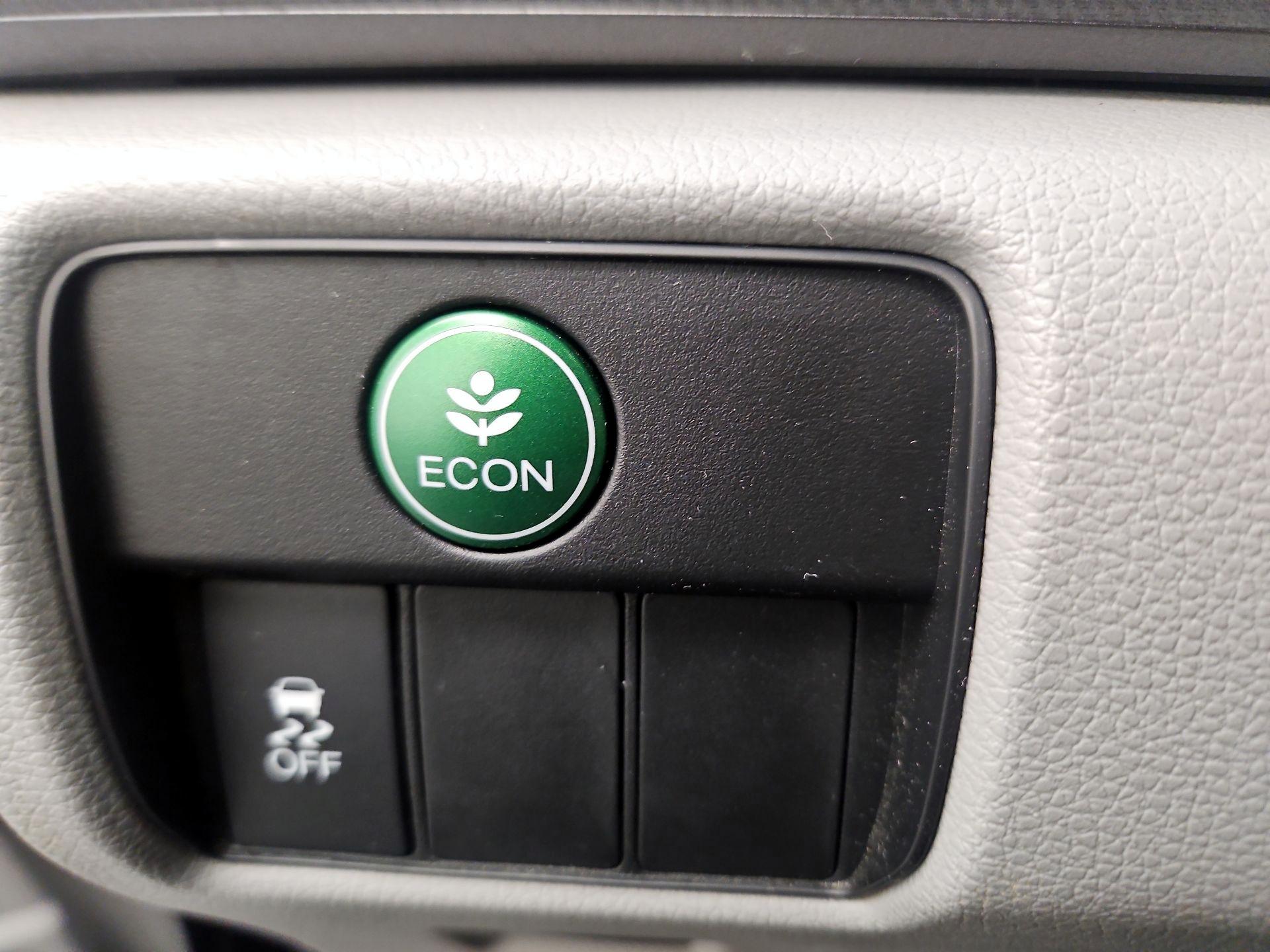 Thumbnail: 2015 Honda Accord - 13