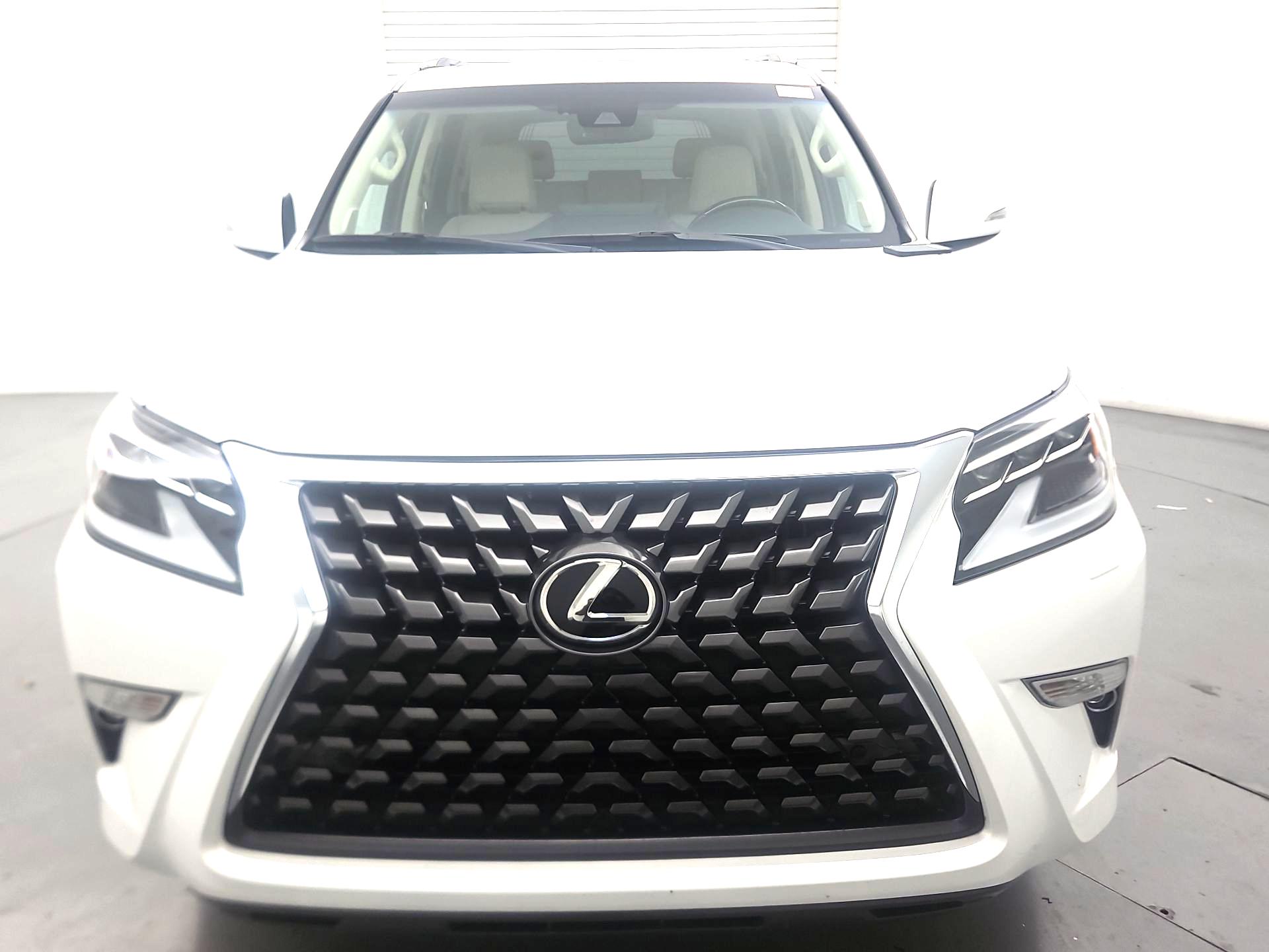 Thumbnail: 2022 Lexus GX - 2