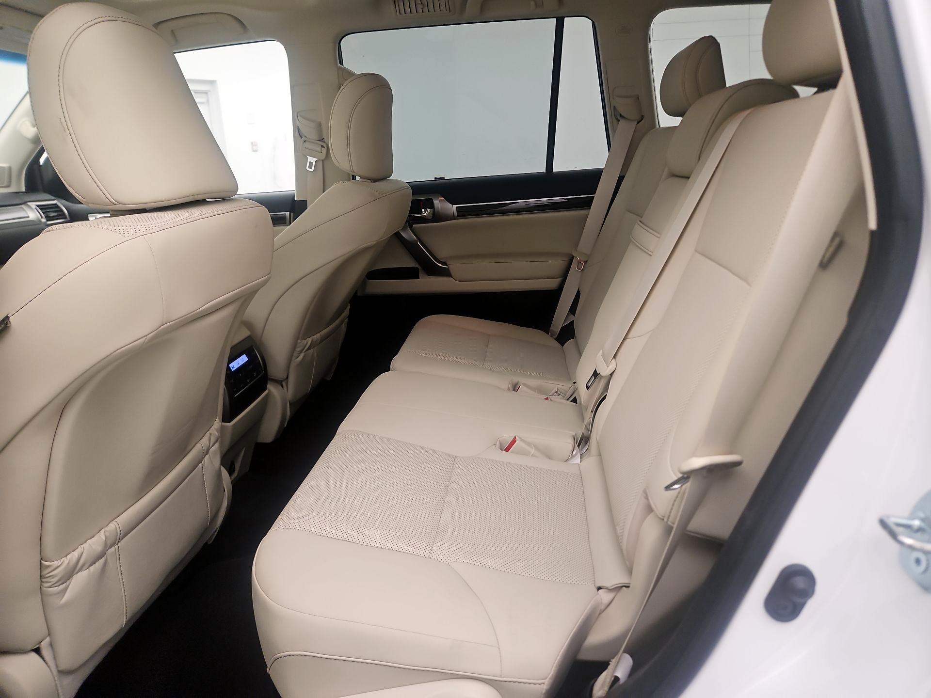 Thumbnail: 2022 Lexus GX - 19