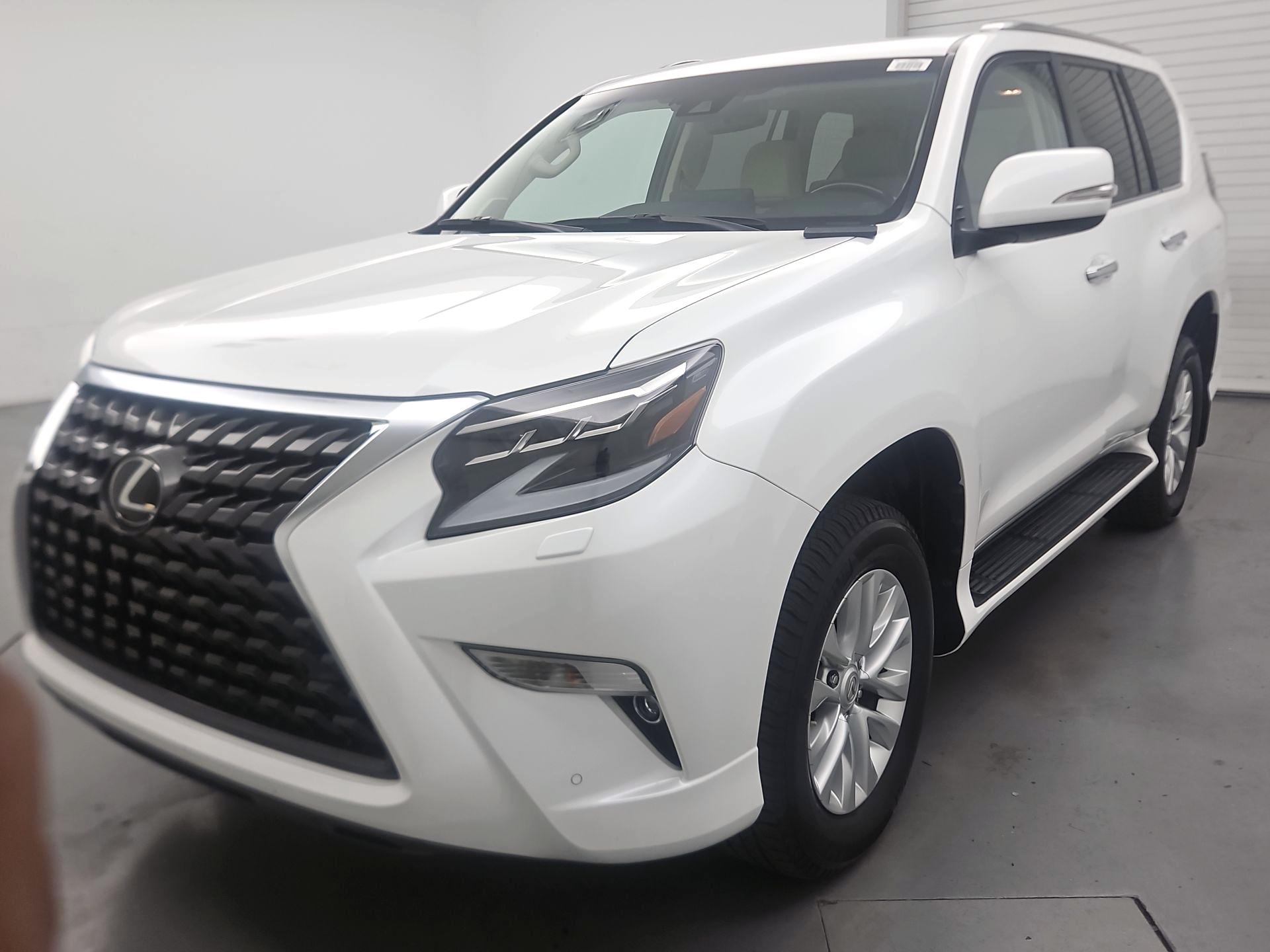 Thumbnail: 2022 Lexus GX - 3