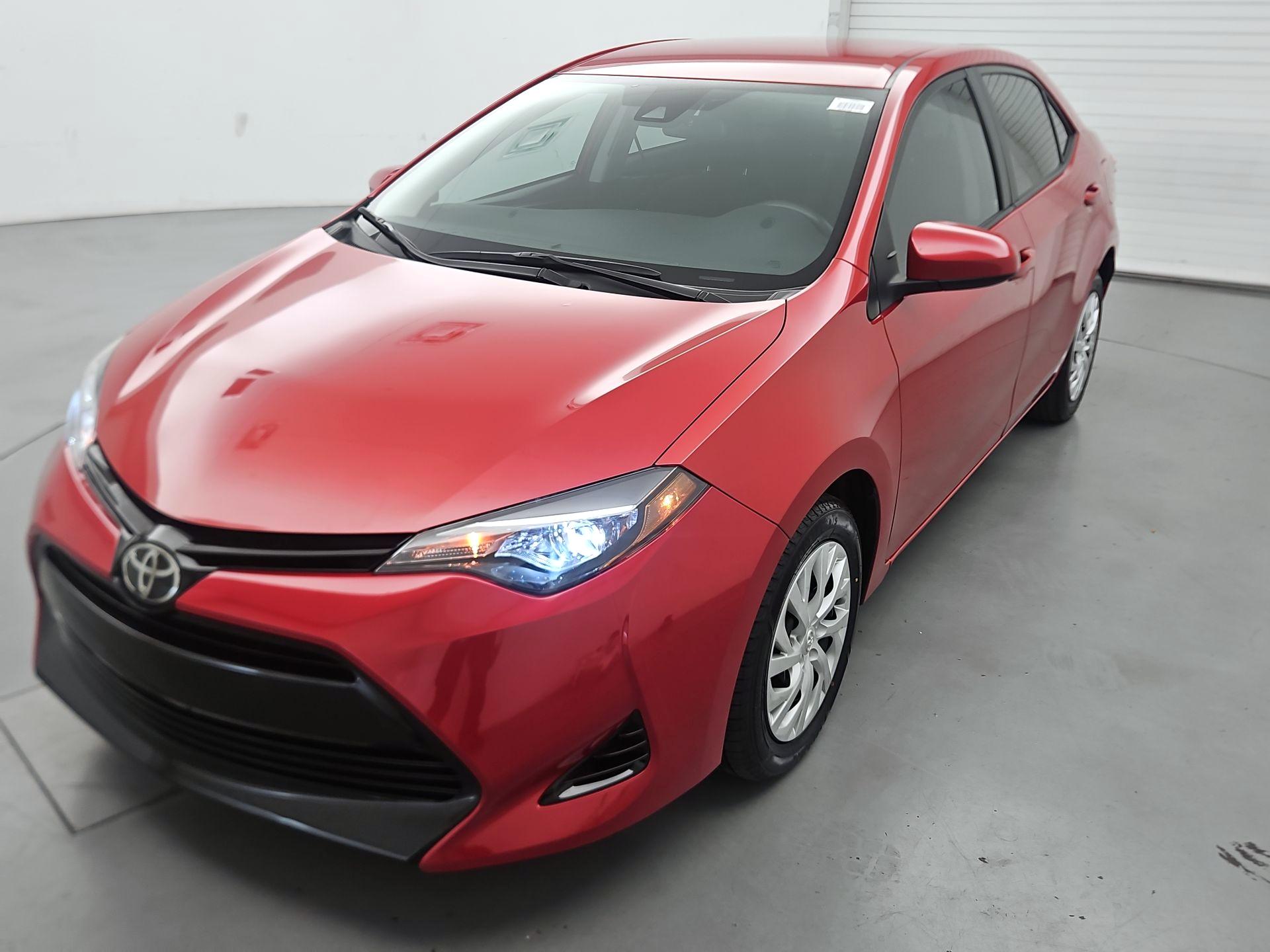 Thumbnail: 2018 Toyota Corolla - 3