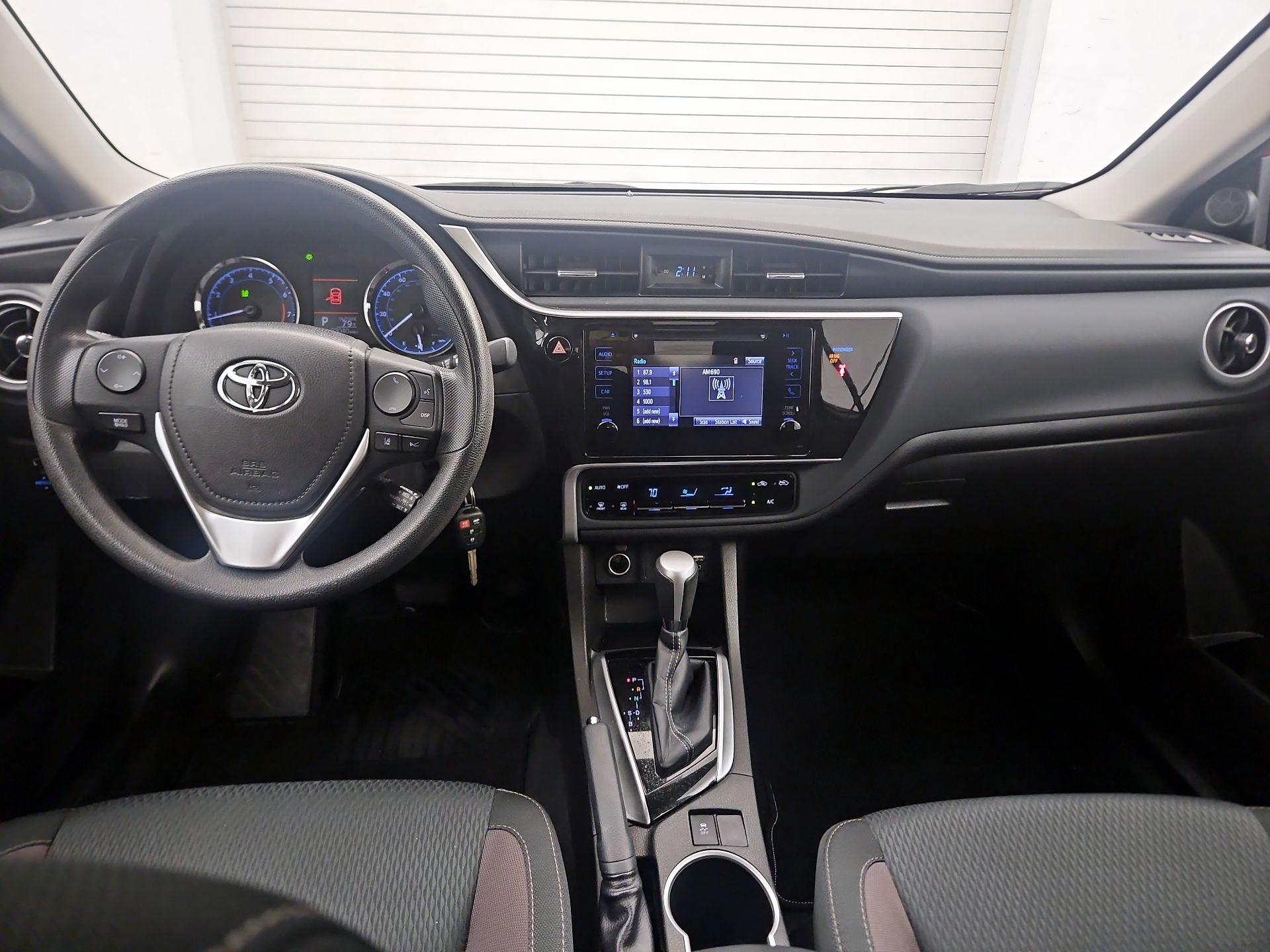 Thumbnail: 2018 Toyota Corolla - 8