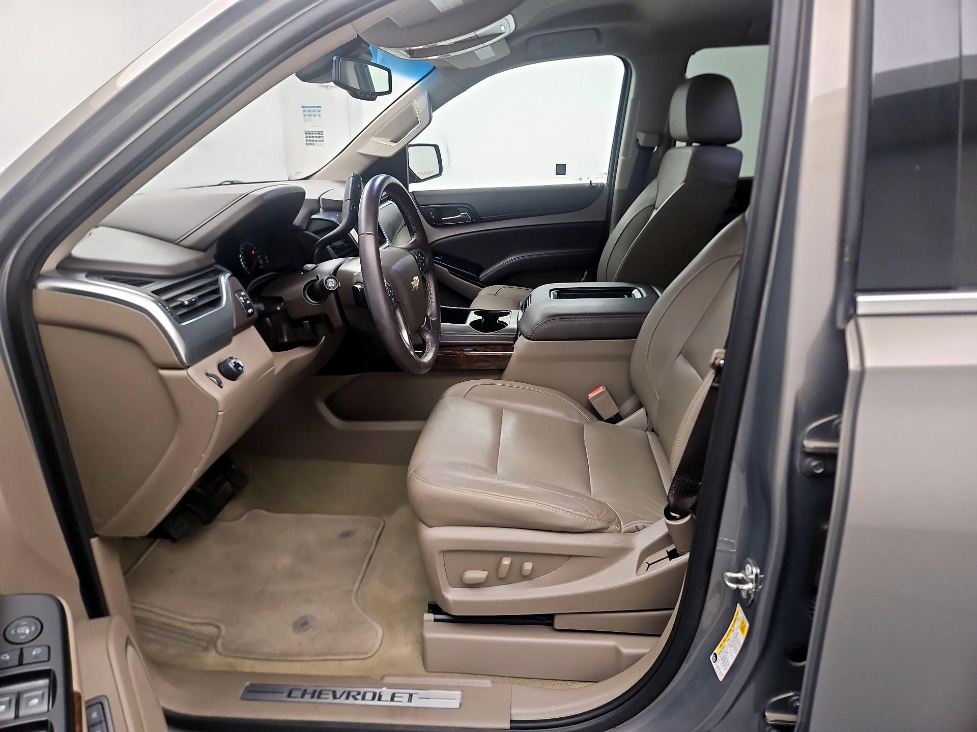 Thumbnail: 2017 Chevrolet Tahoe - 9