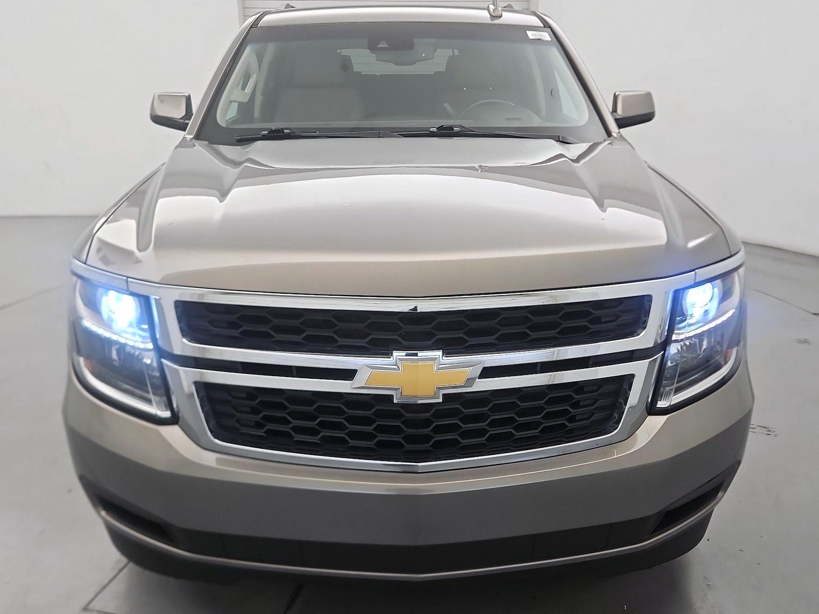 2017 Chevrolet Tahoe LT - Photo 2