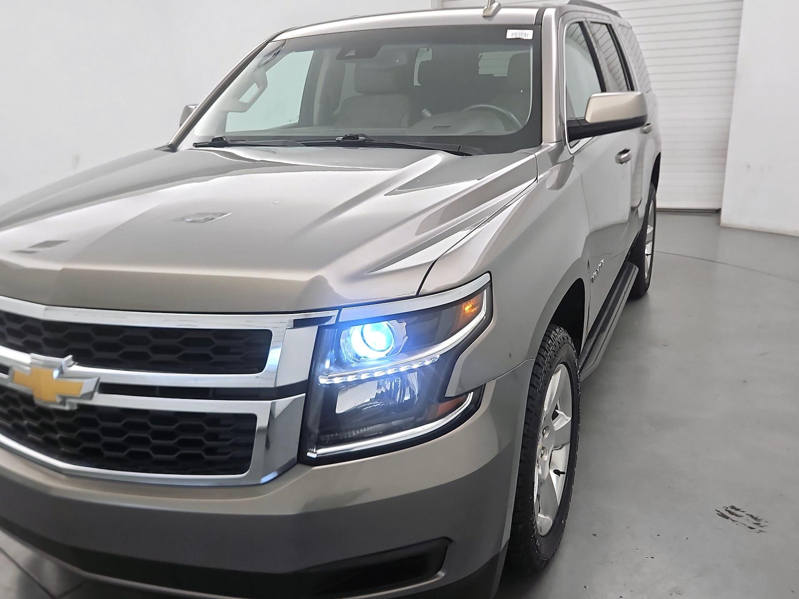 2017 Chevrolet Tahoe LT - Photo 3