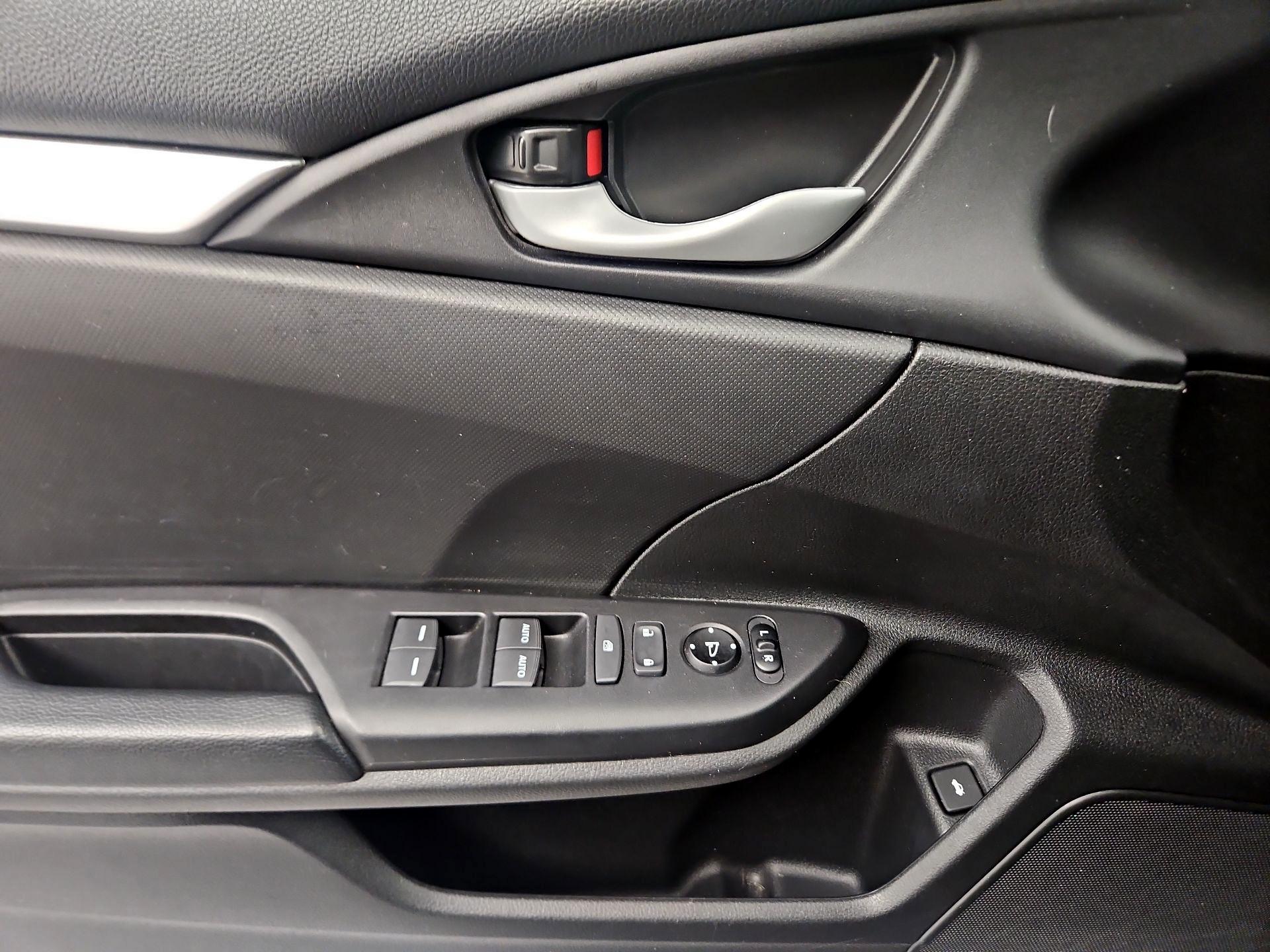 Thumbnail: 2020 Honda Civic - 10