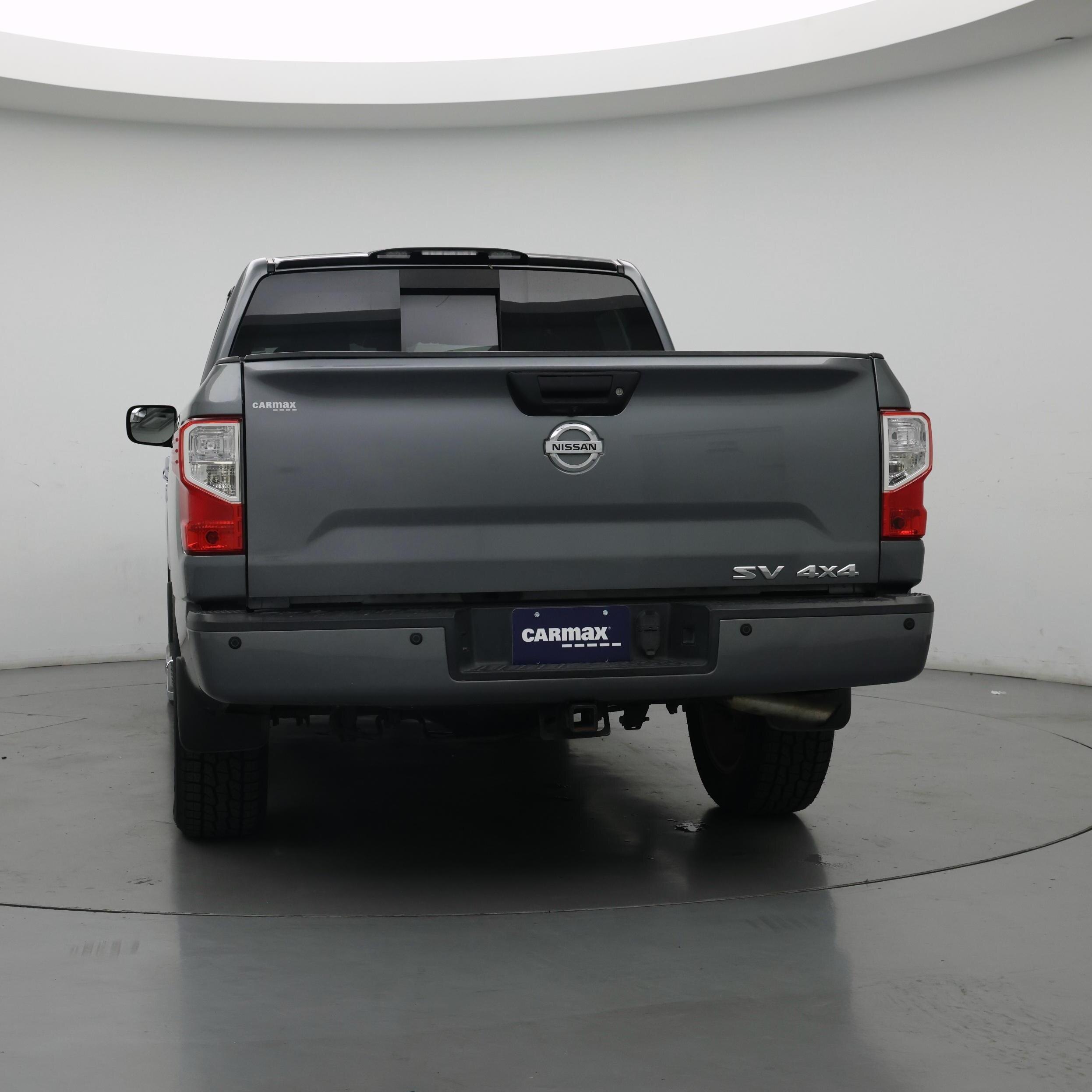 Thumbnail: 2017 Nissan Titan - 6