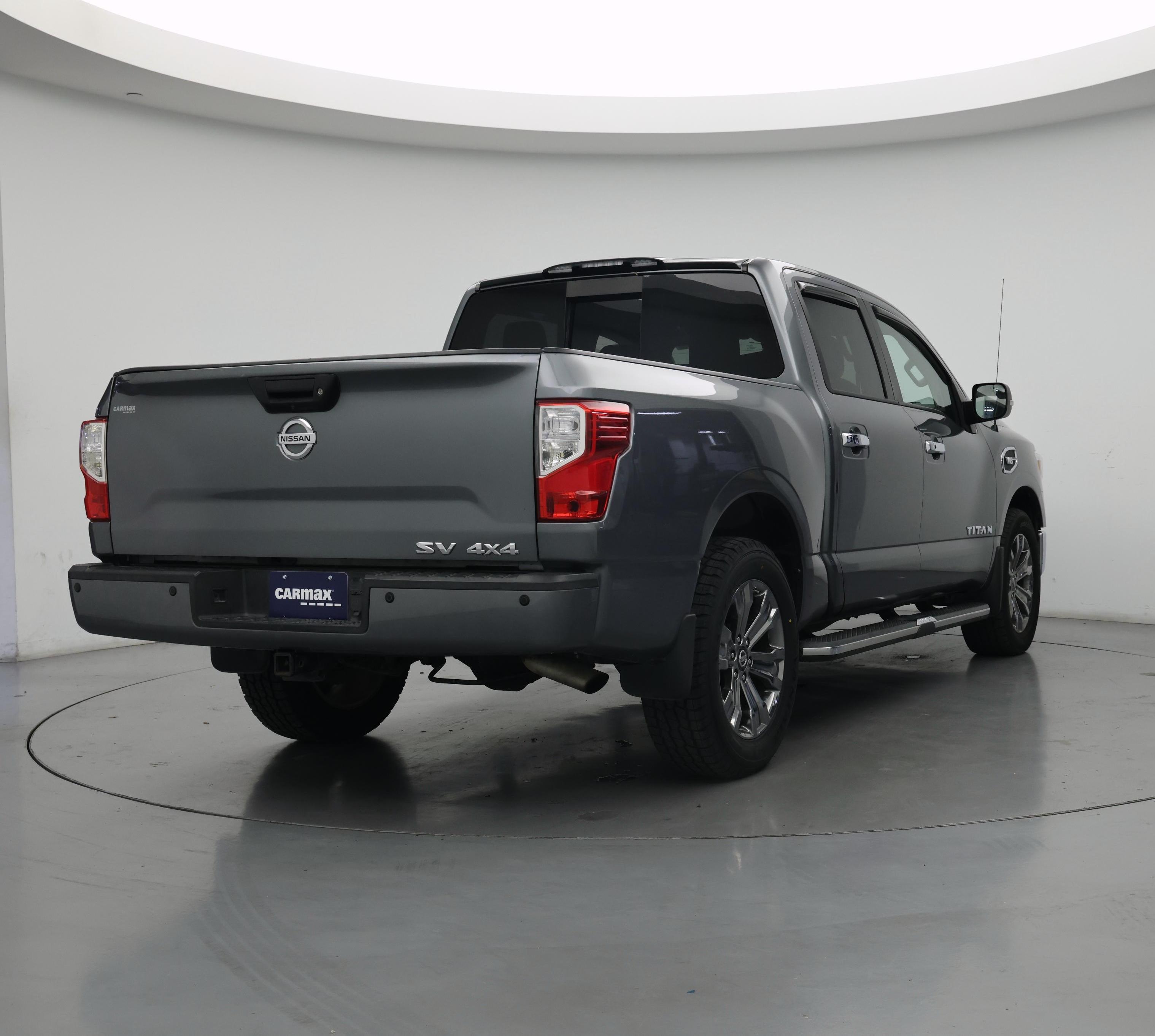 Thumbnail: 2017 Nissan Titan - 8