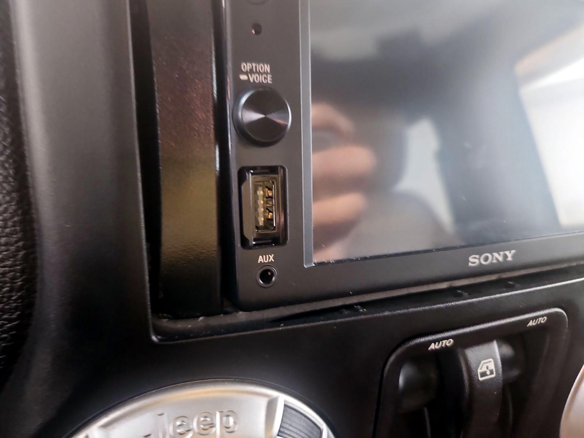Thumbnail: 2014 Jeep Wrangler - 14