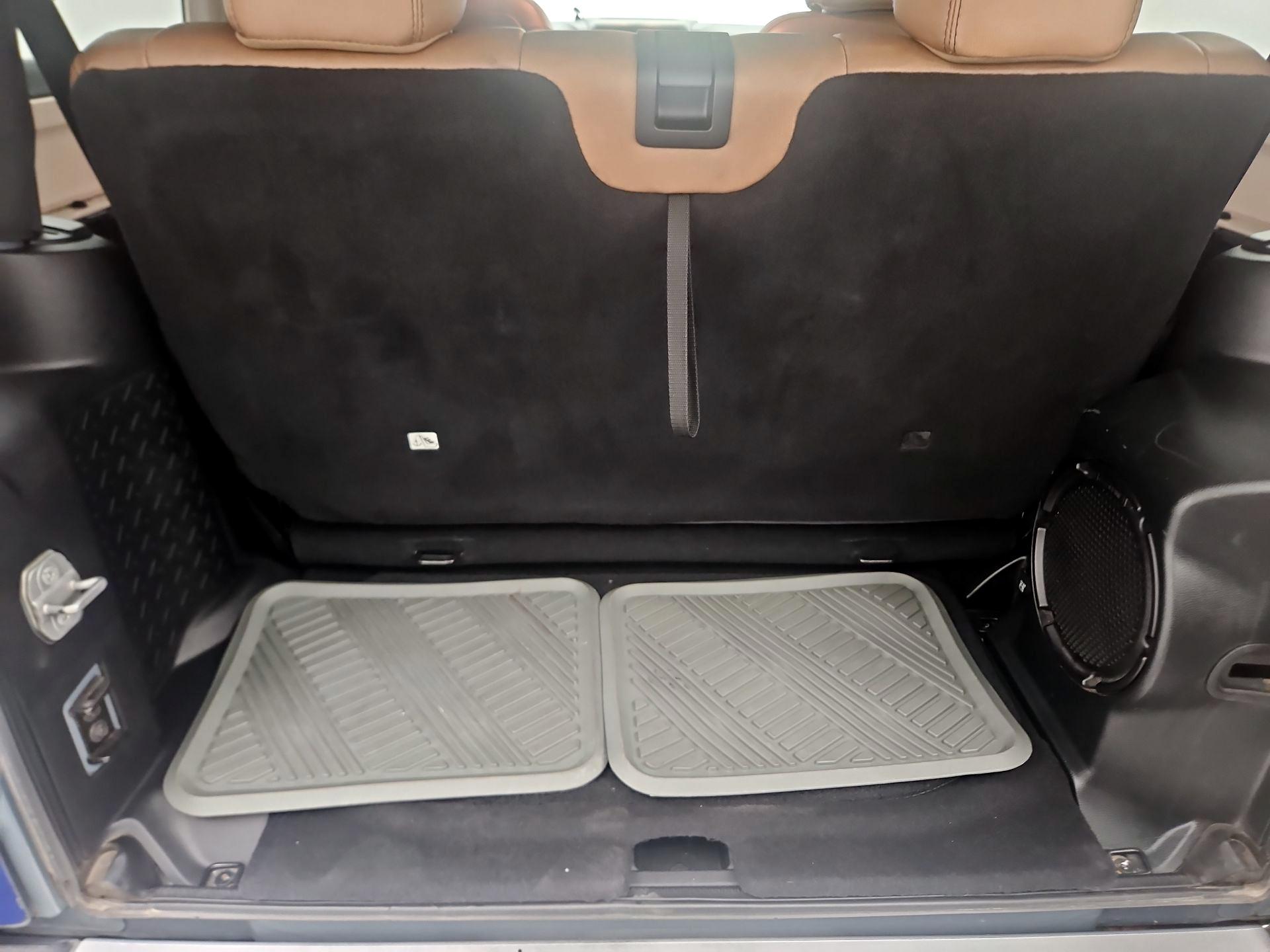 Thumbnail: 2014 Jeep Wrangler - 16