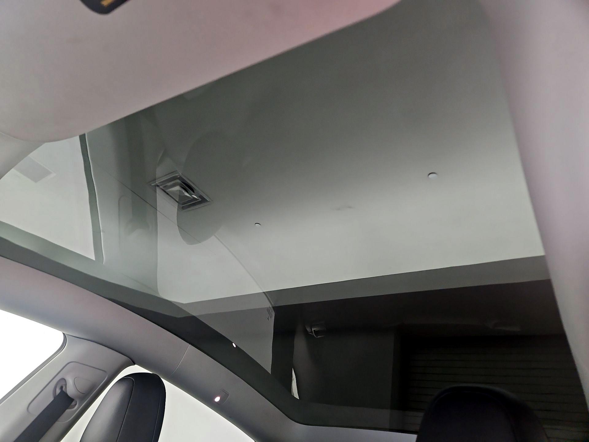 Thumbnail: 2022 Tesla Model Y - 17