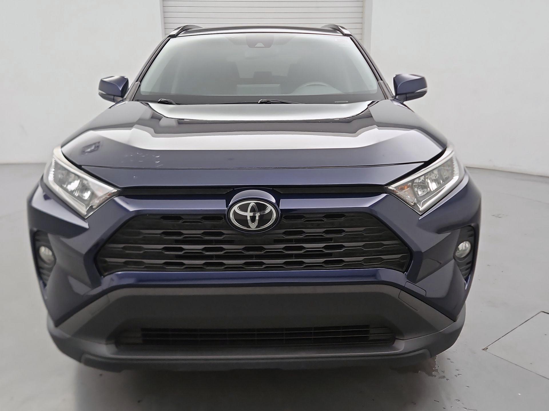 Thumbnail: 2020 Toyota RAV4 - 2