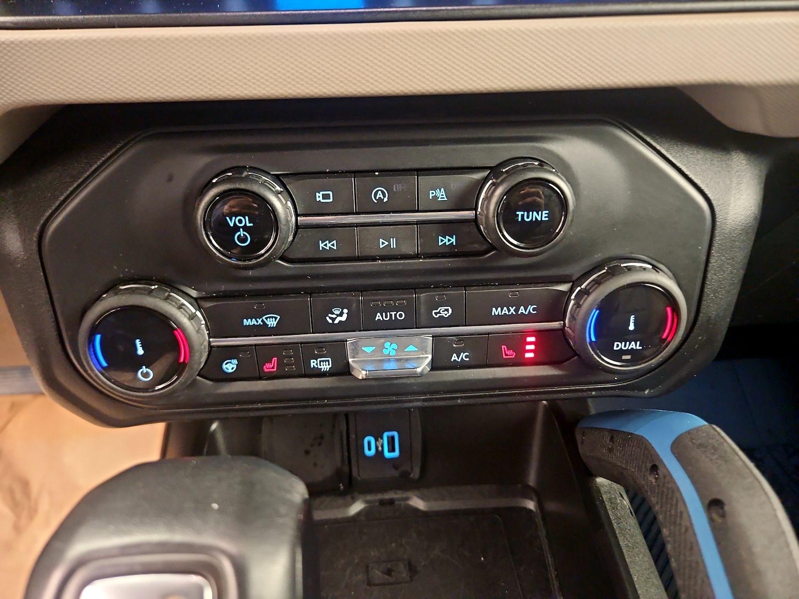 2022 Ford Bronco 4-Door Wildtrak - Photo 16
