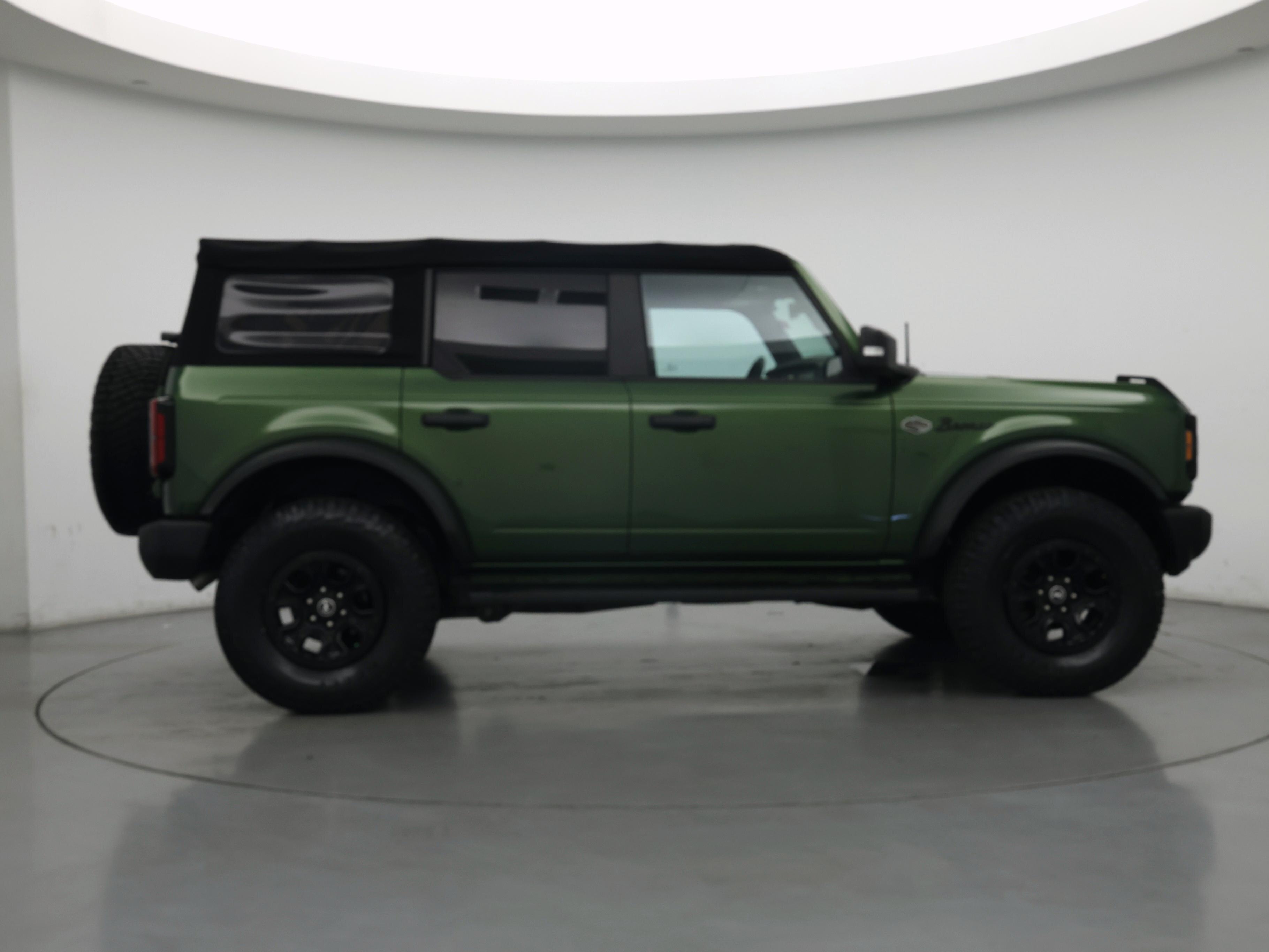 Thumbnail: 2022 Ford Bronco - 7