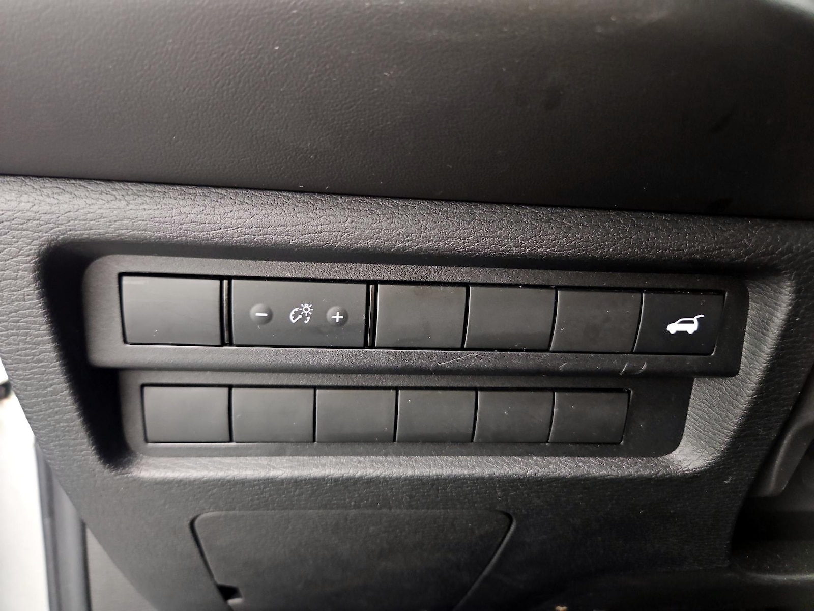 2024 Mitsubishi Outlander SE - Photo 12