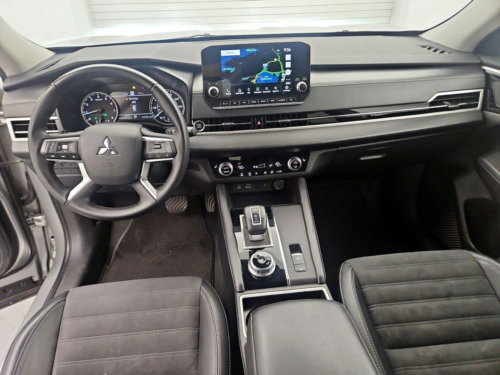 2024 Mitsubishi Outlander SE - Photo 8