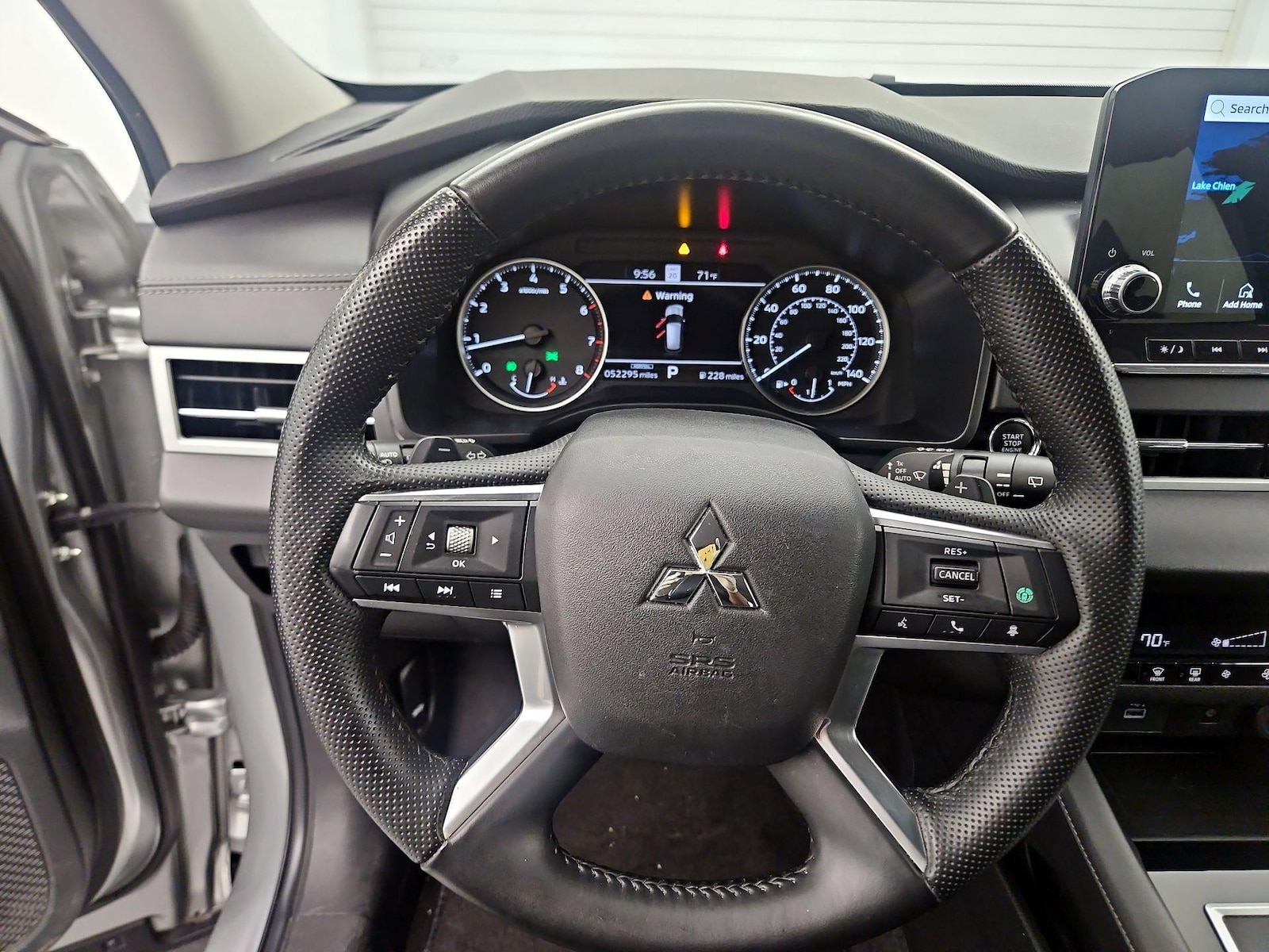 2024 Mitsubishi Outlander SE - Photo 9