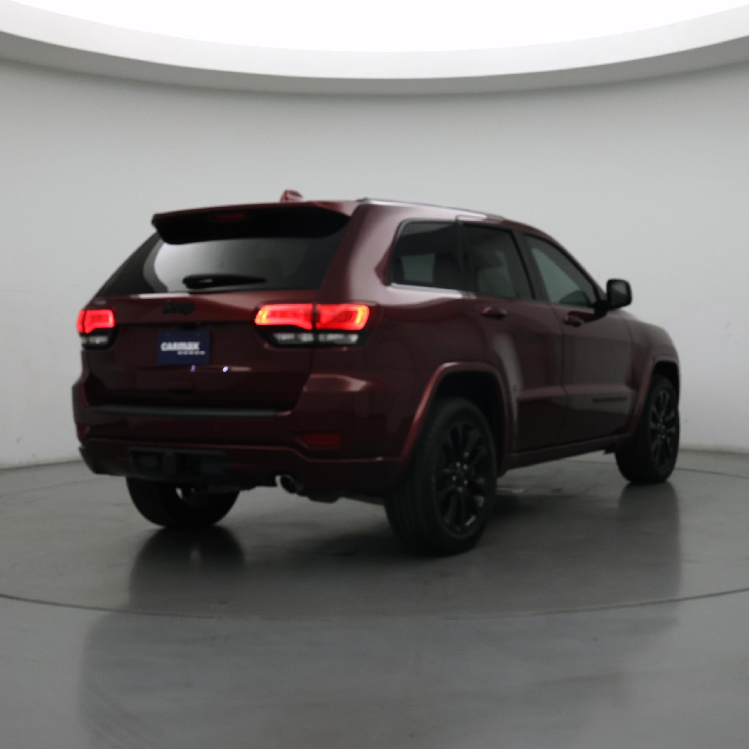 Thumbnail: 2020 Jeep Grand Cherokee - 8