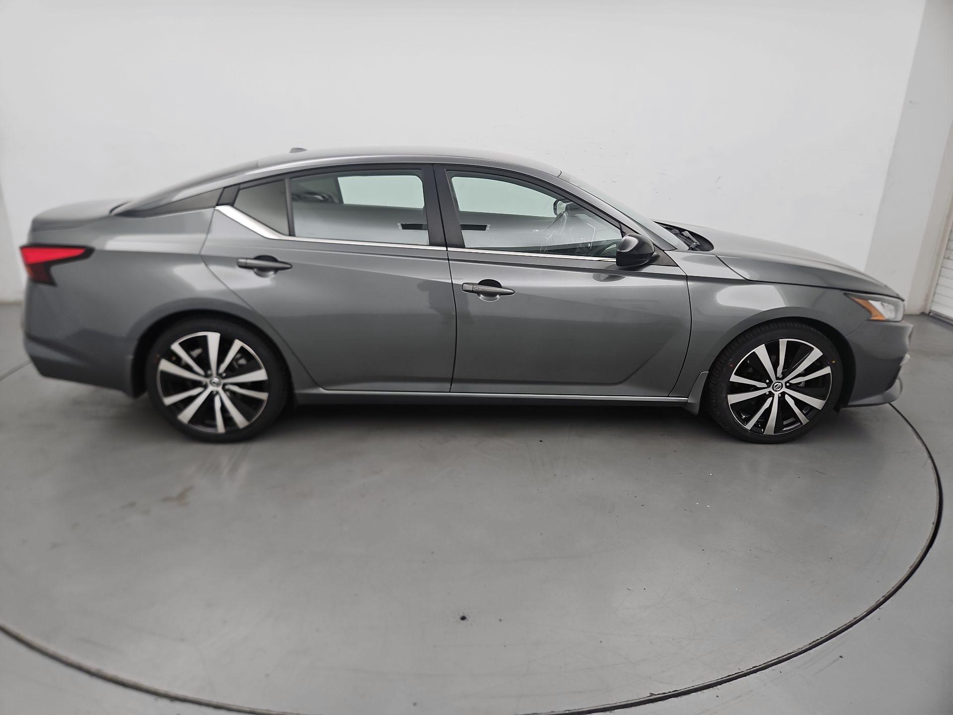 Thumbnail: 2022 Nissan Altima - 4