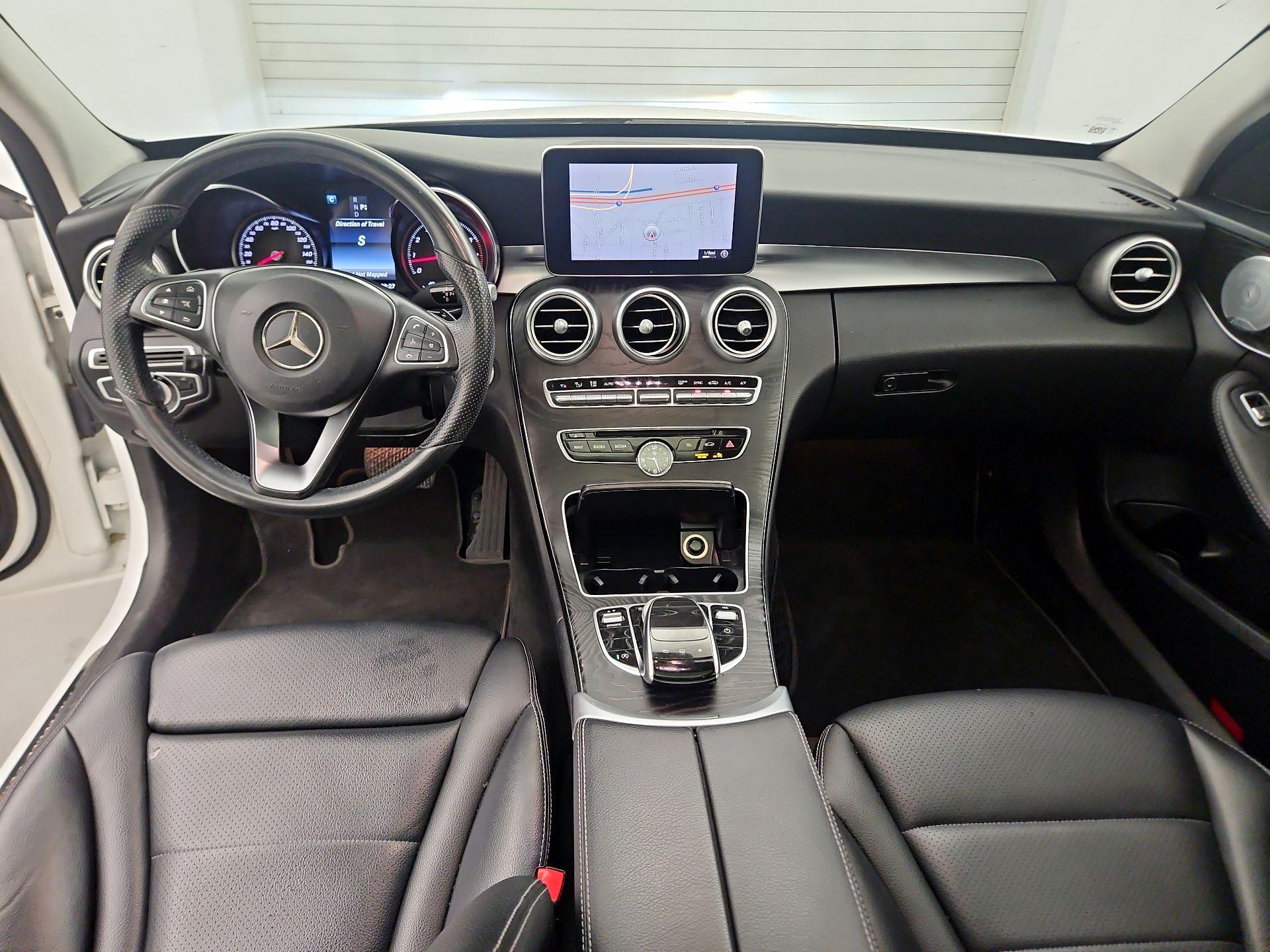 Thumbnail: 2016 Mercedes-Benz C-Class - 9