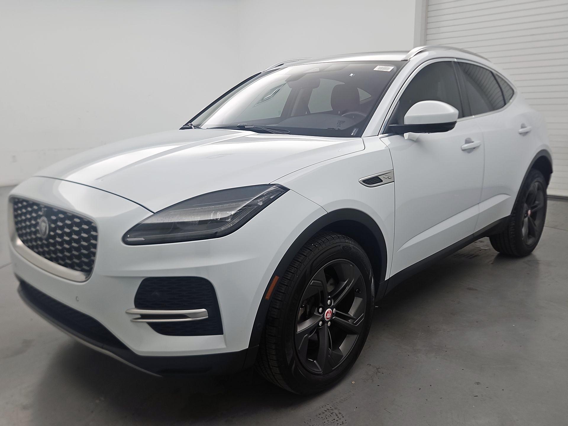 Thumbnail: 2021 Jaguar E-Pace - 3