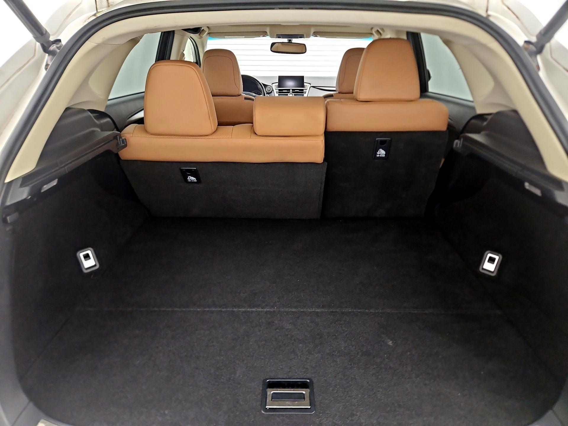 Thumbnail: 2016 Lexus NX - 18