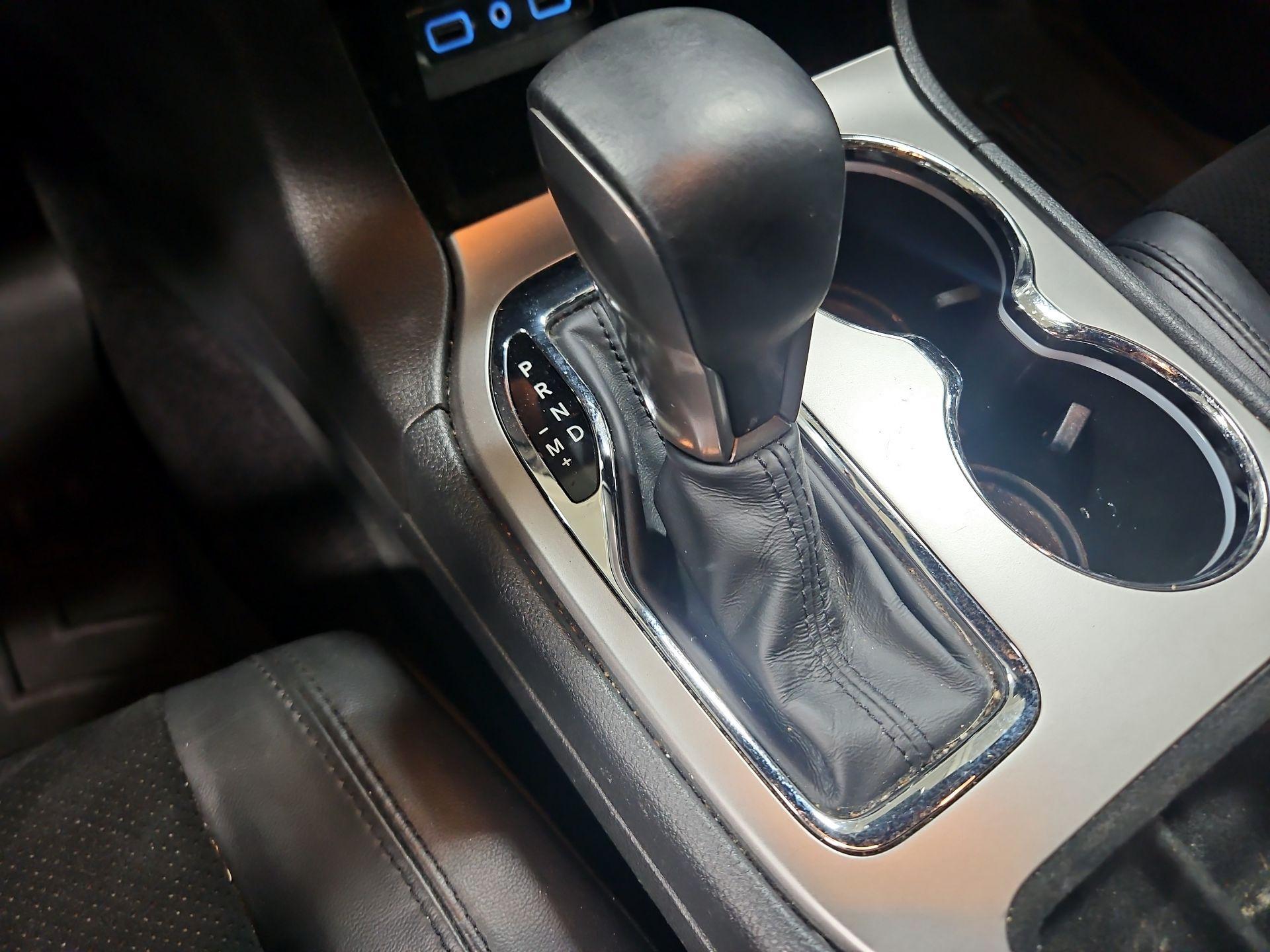Thumbnail: 2018 Jeep Grand Cherokee - 17