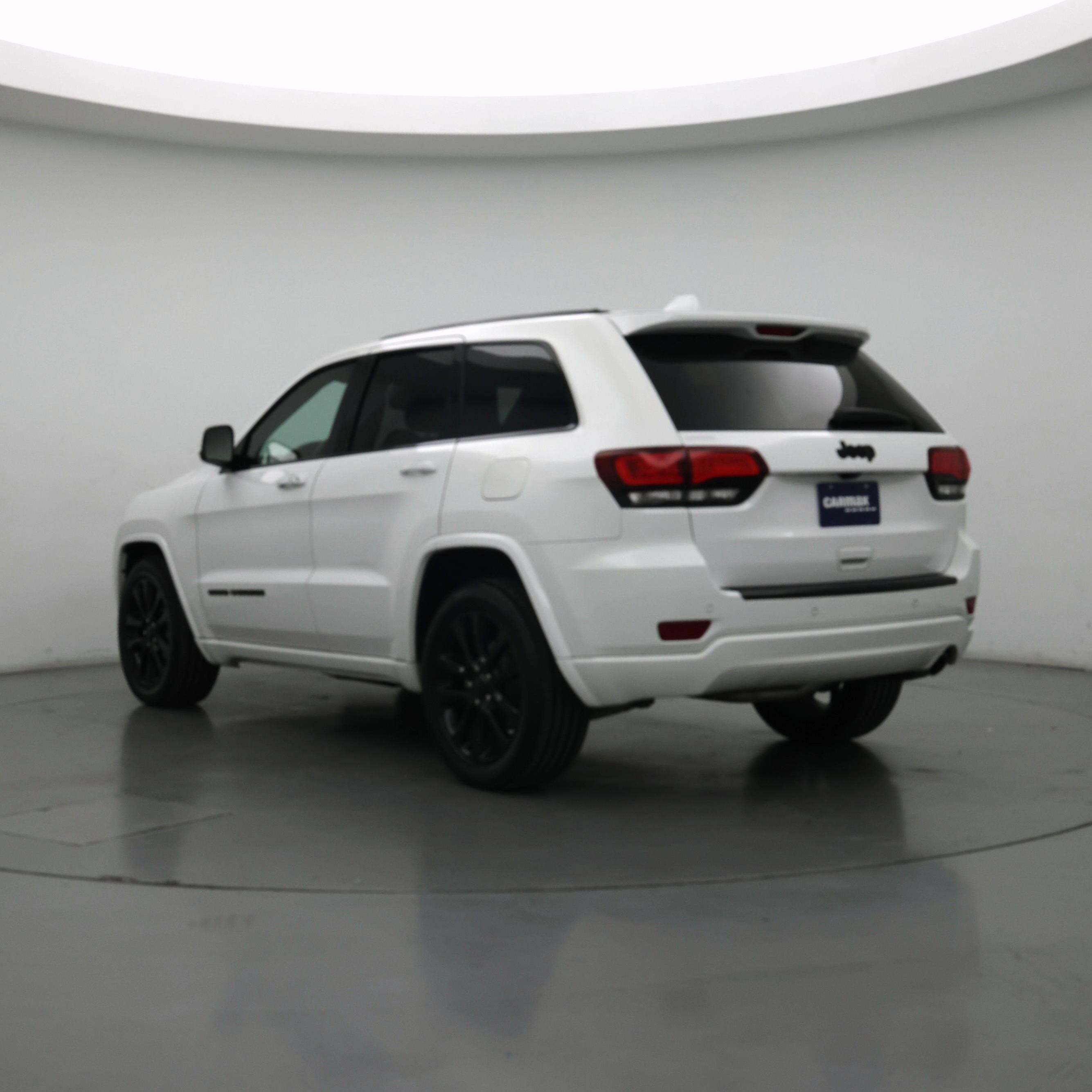 Thumbnail: 2018 Jeep Grand Cherokee - 2