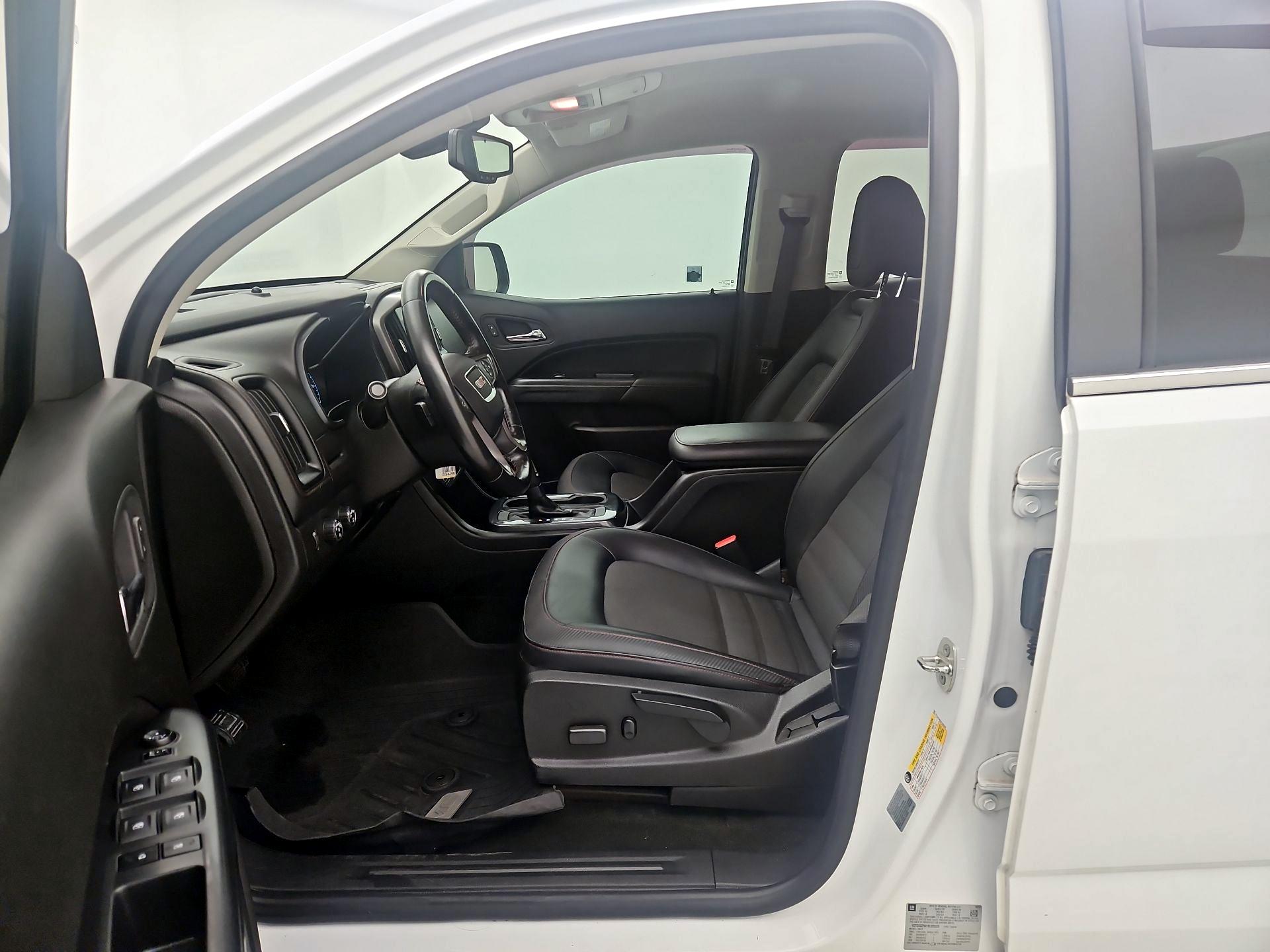 Thumbnail: 2017 GMC Canyon - 11