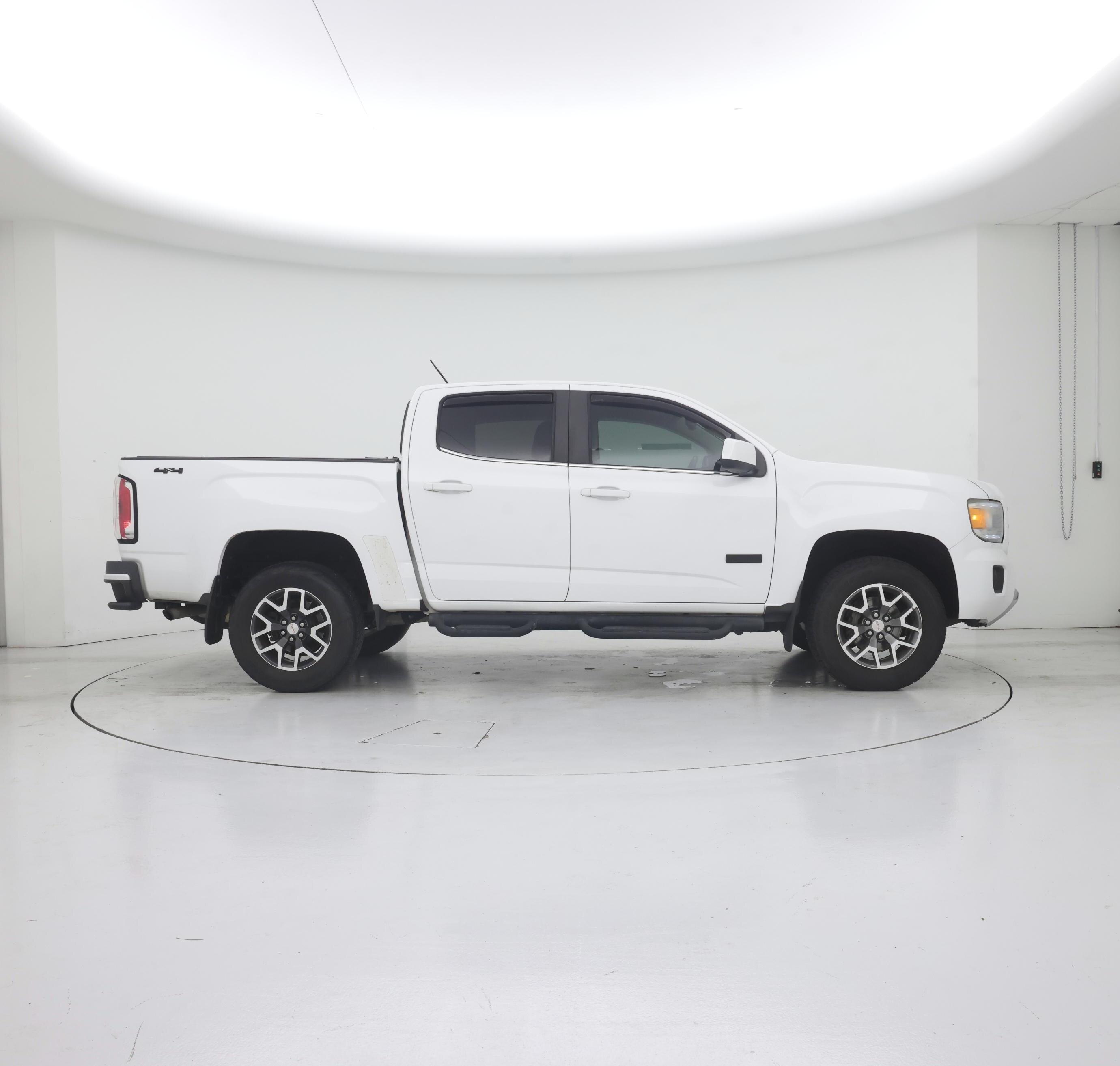 Thumbnail: 2017 GMC Canyon - 7