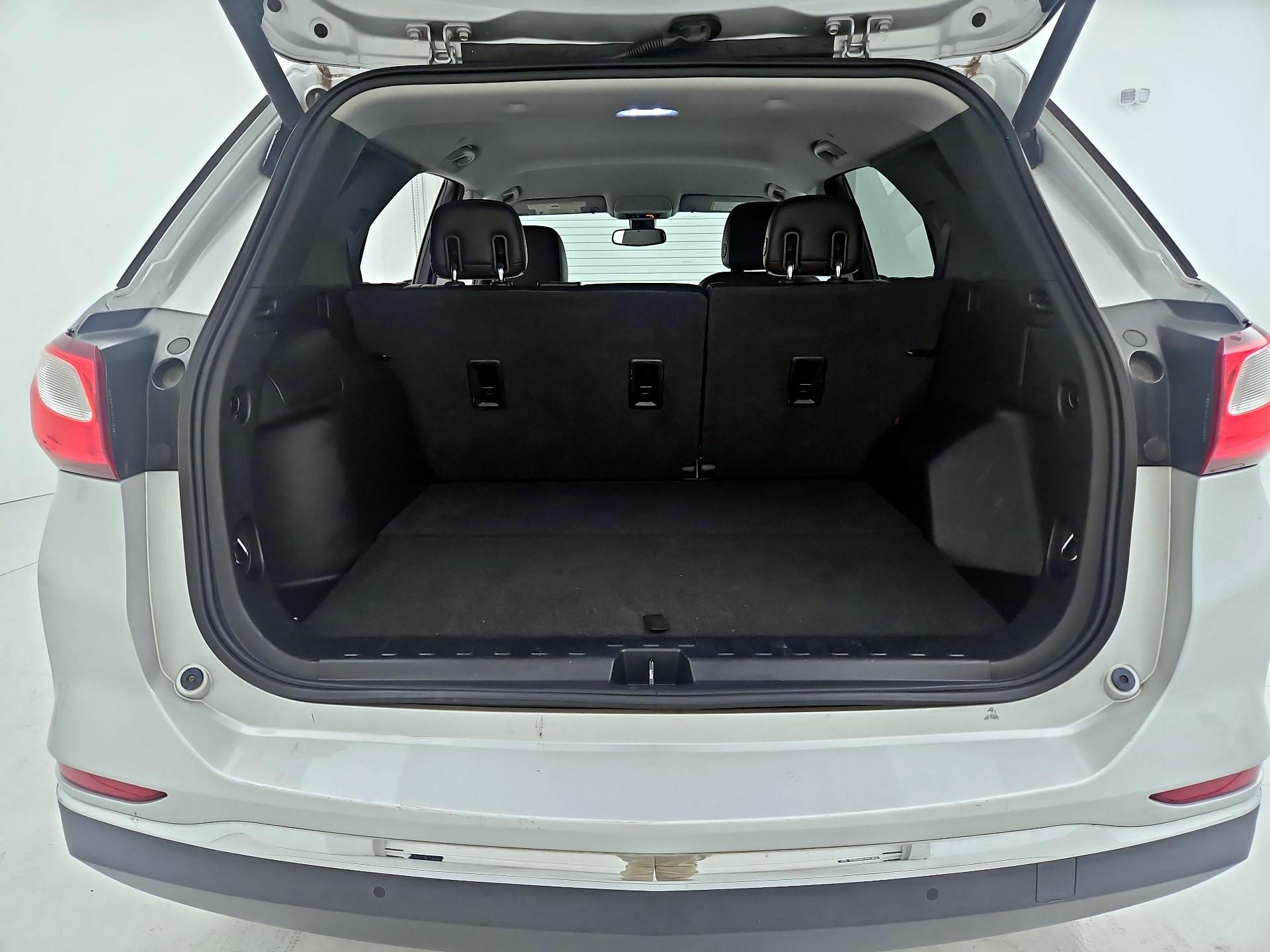 Thumbnail: 2020 Chevrolet Equinox - 20