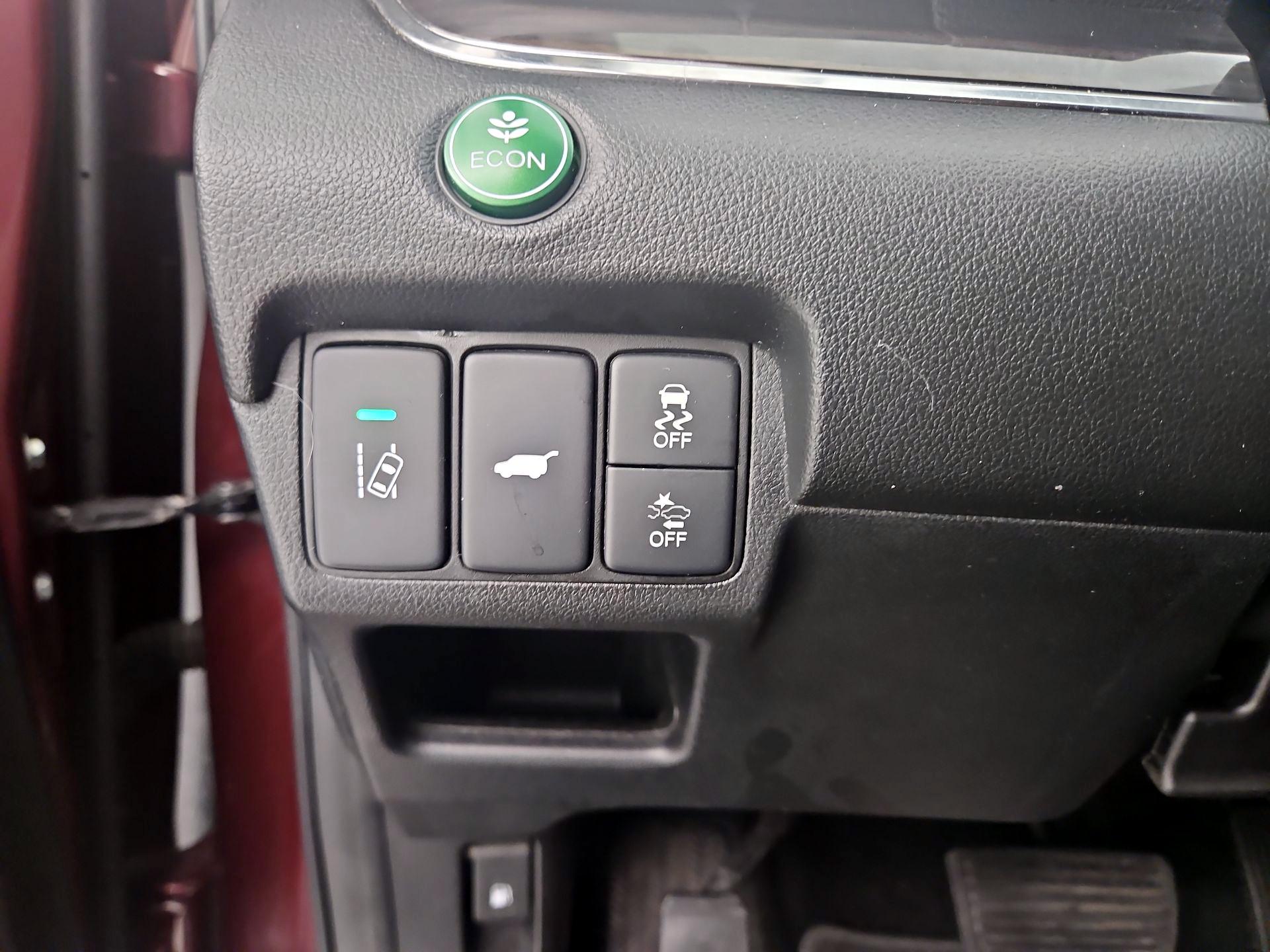 Thumbnail: 2016 Honda CR-V - 13