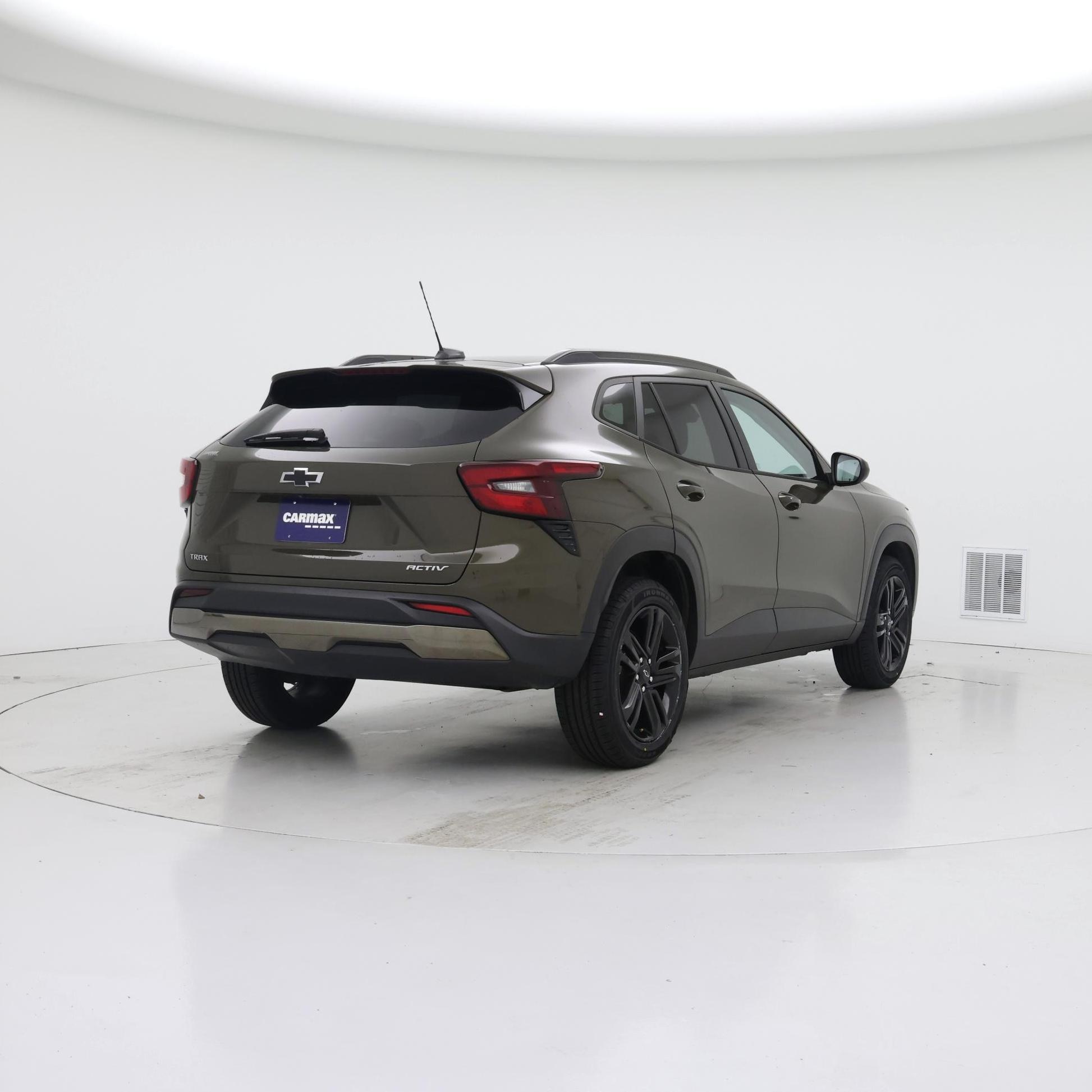 Thumbnail: 2024 Chevrolet Trax - 8