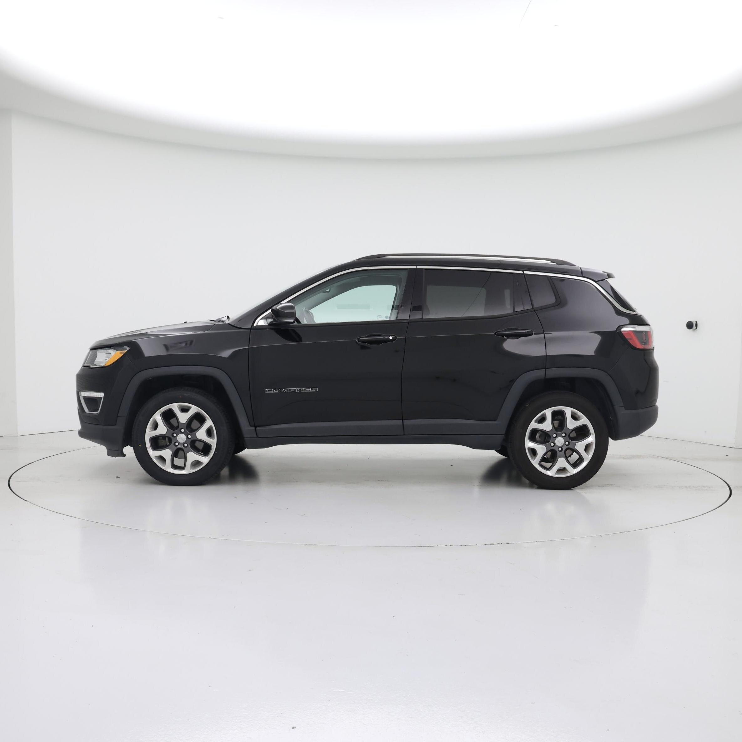 Thumbnail: 2019 Jeep Compass - 3