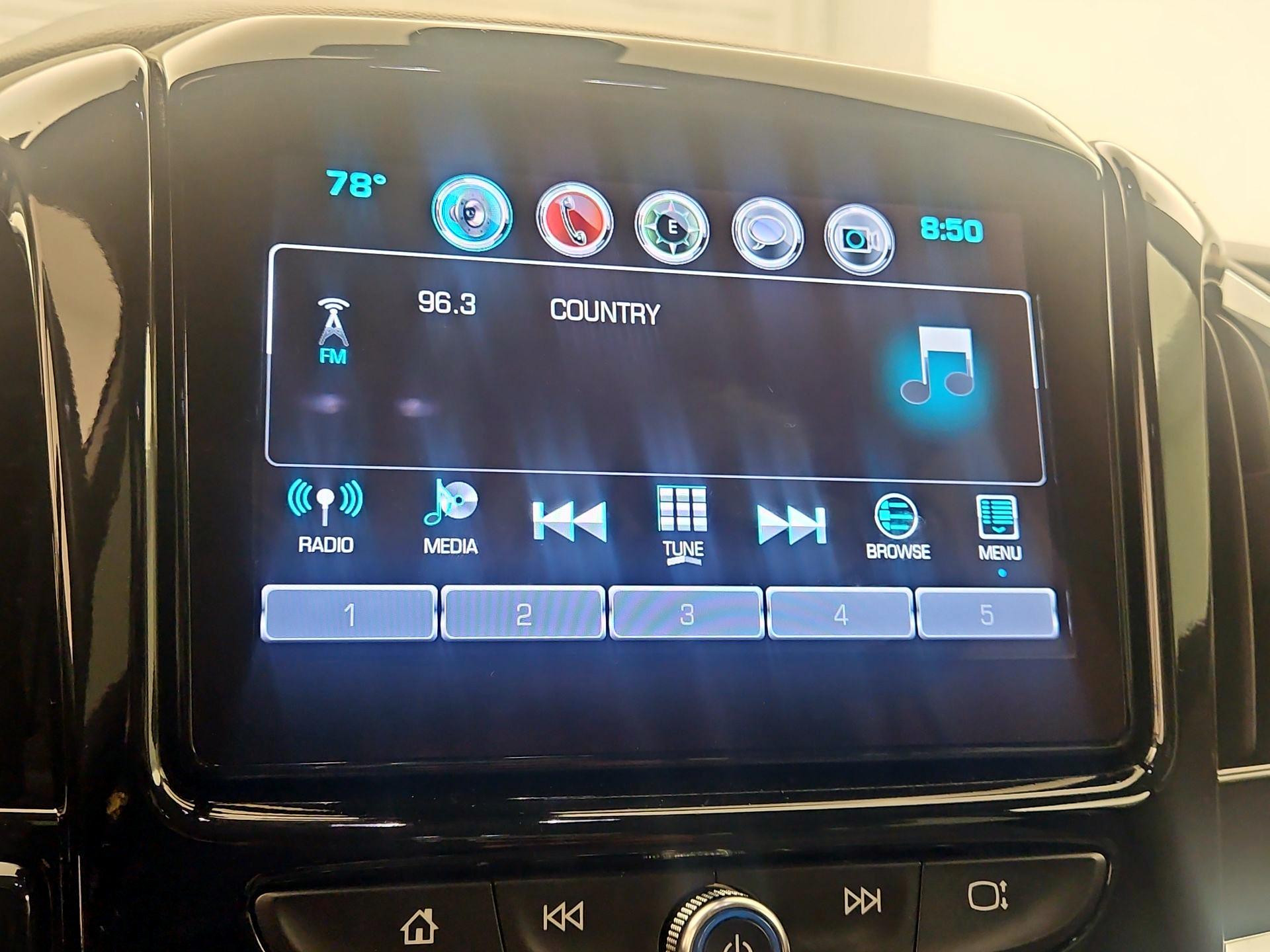Thumbnail: 2019 Chevrolet Traverse - 16