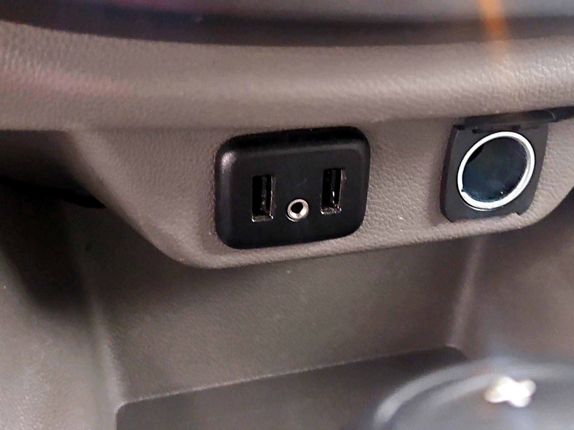 Thumbnail: 2019 Chevrolet Traverse - 19