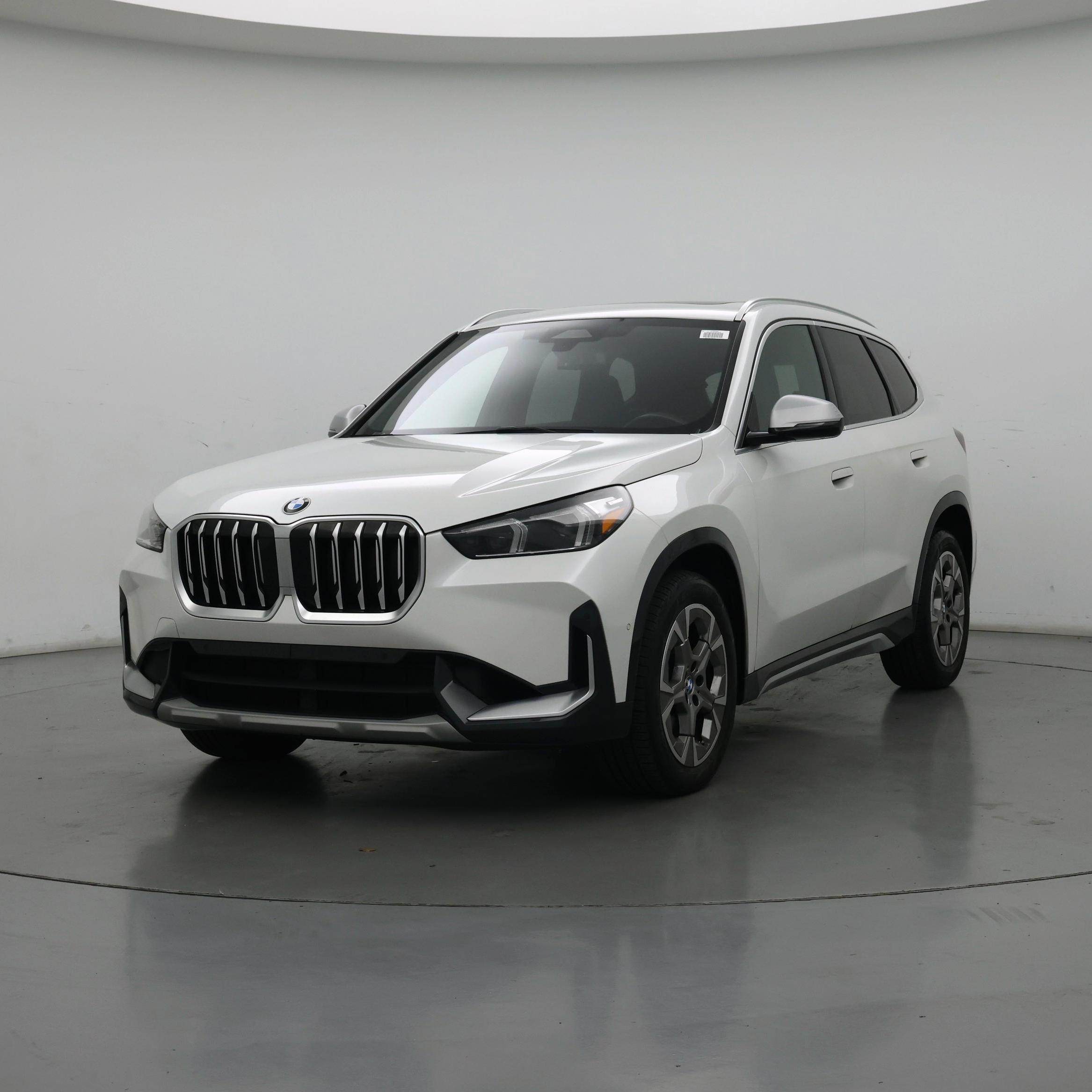 Thumbnail: 2023 BMW X1 - 4