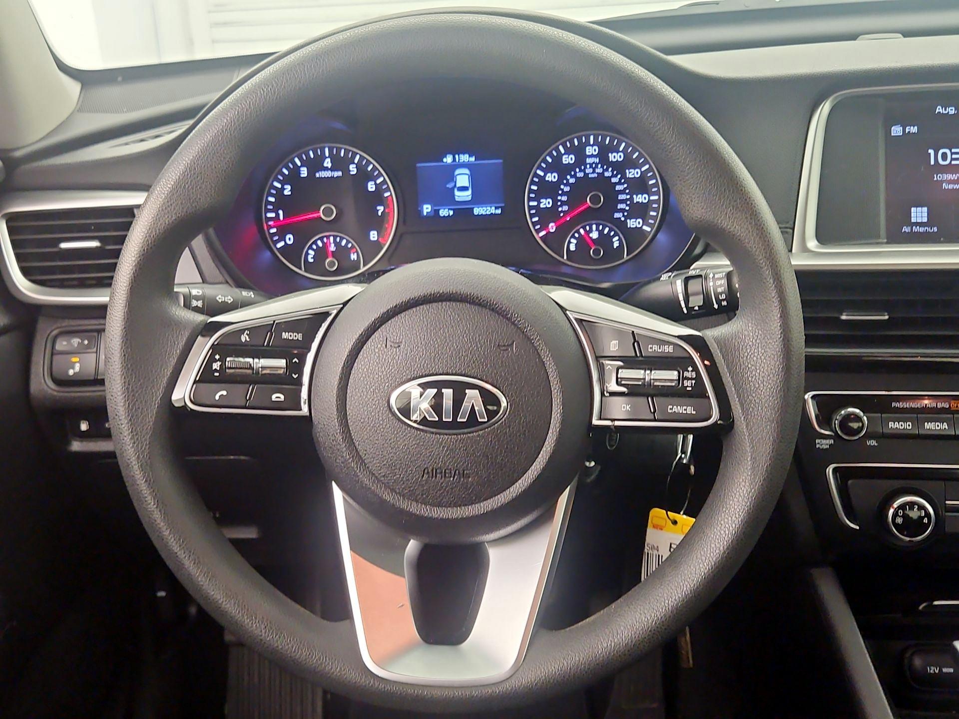 Thumbnail: 2019 Kia Optima - 10