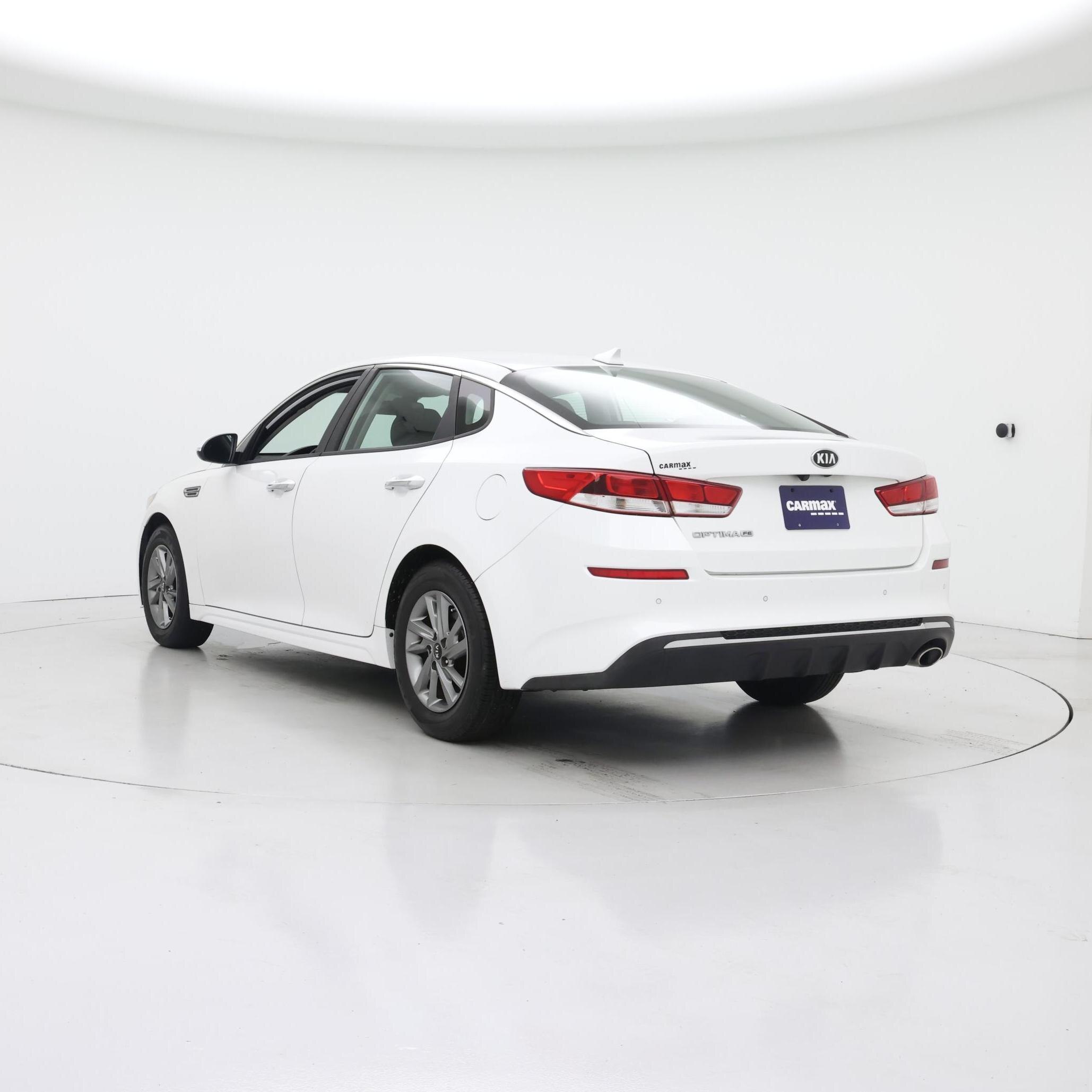 Thumbnail: 2019 Kia Optima - 2