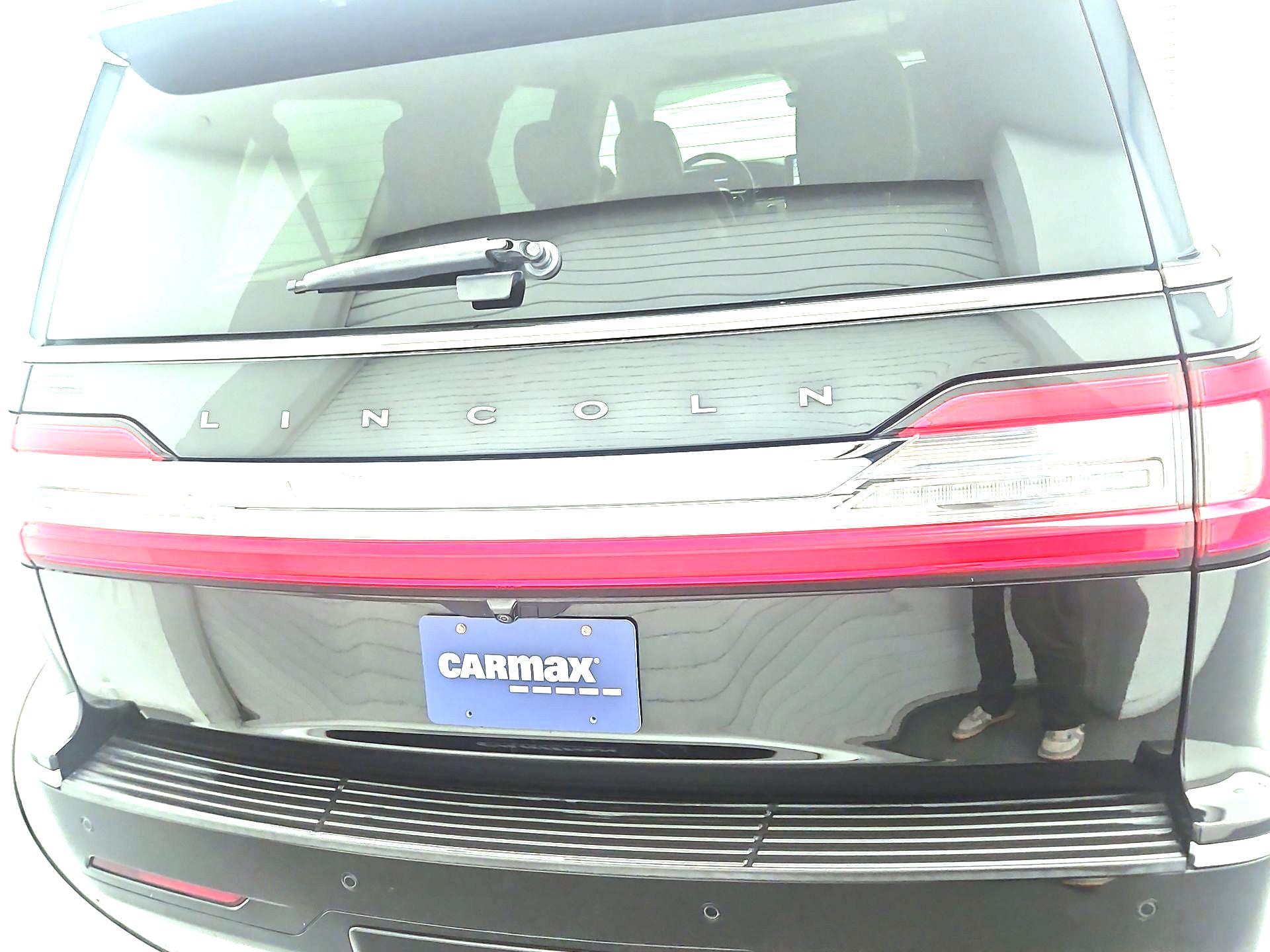 Thumbnail: 2021 Lincoln Navigator L - 6