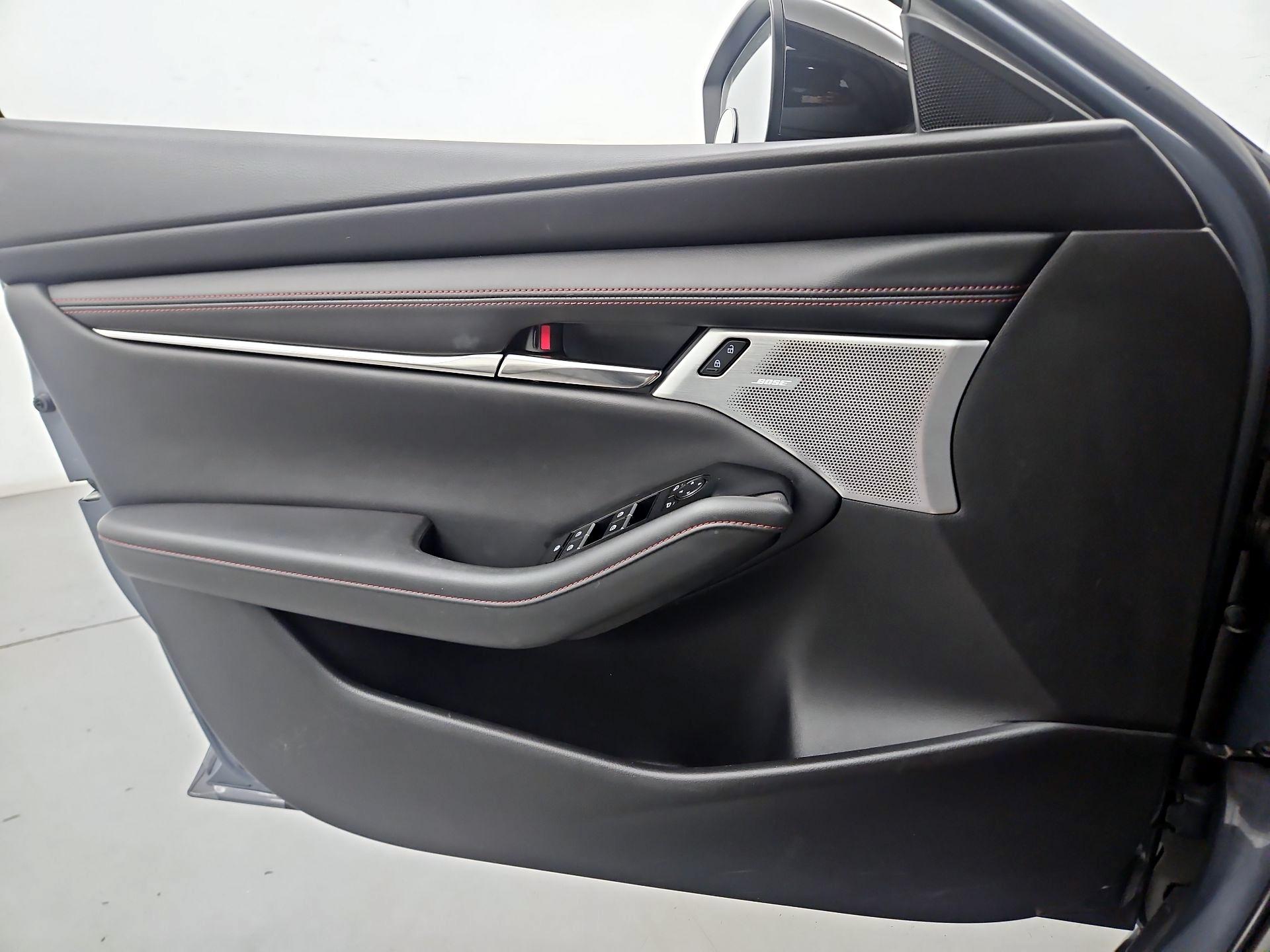 Thumbnail: 2023 Mazda Mazda3 - 12
