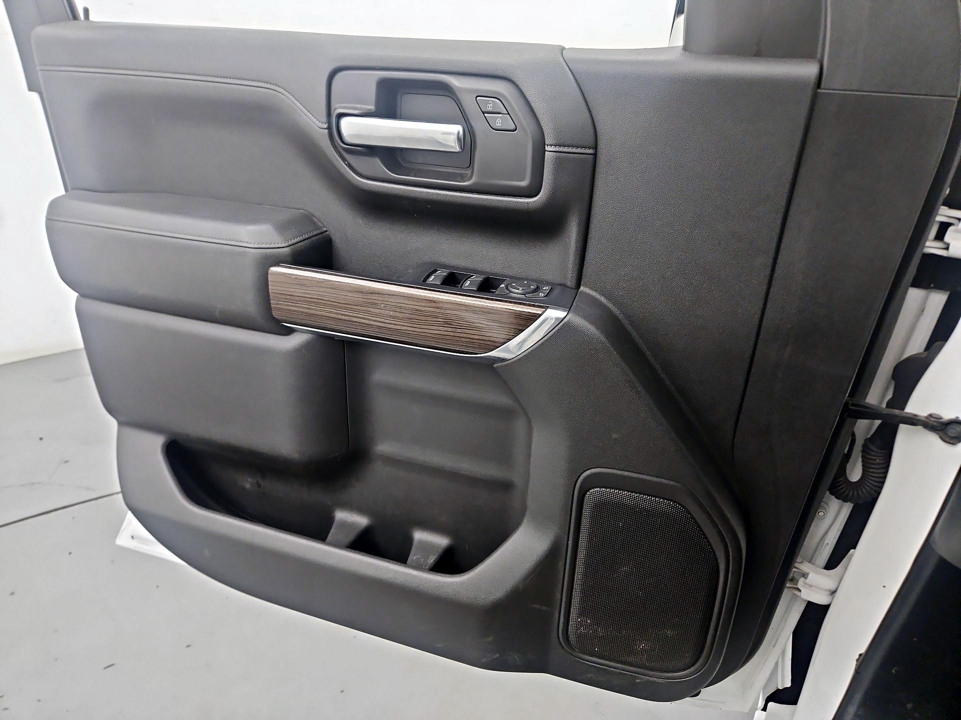 Thumbnail: 2019 Chevrolet Silverado 1500 - 12