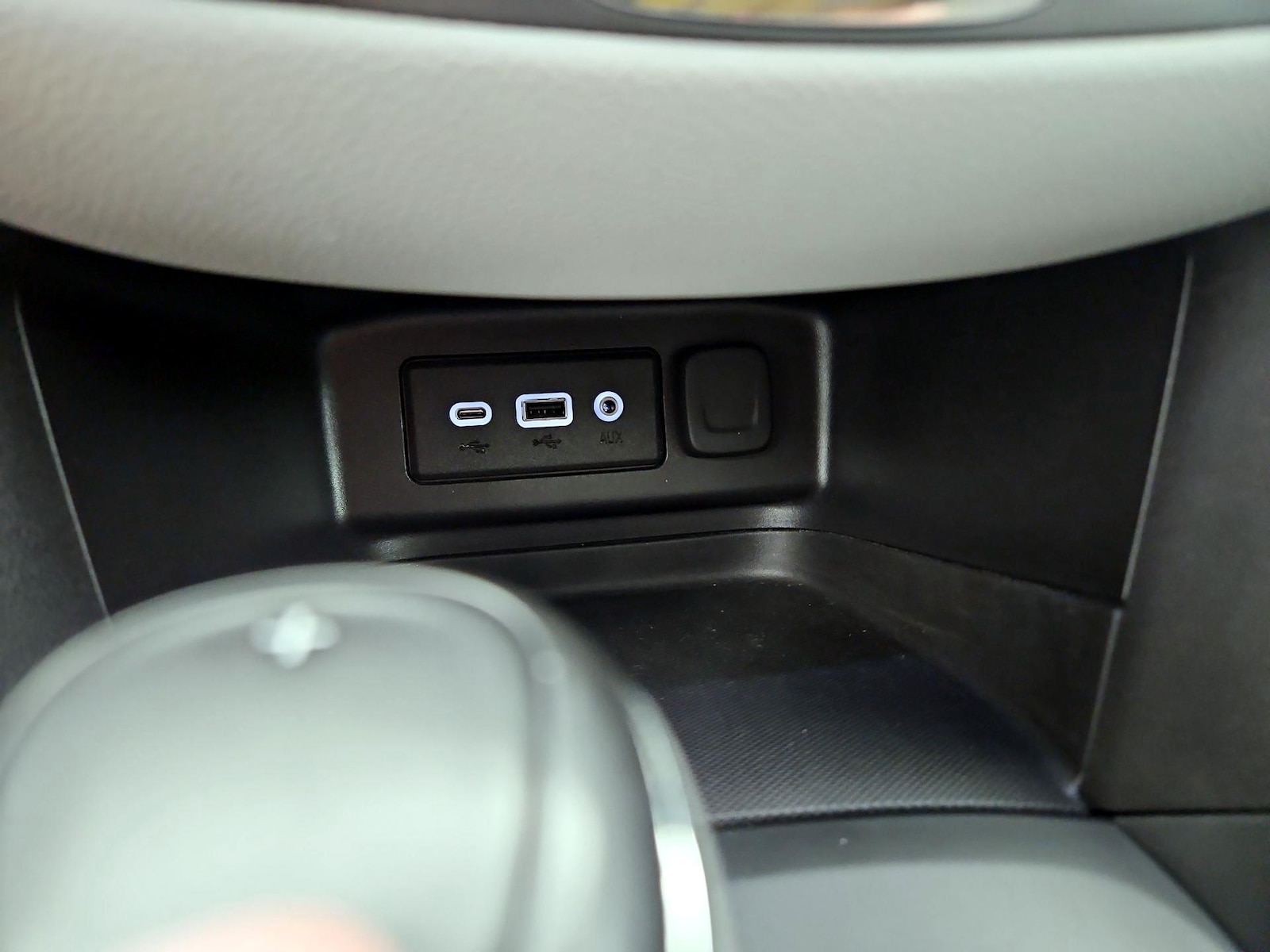 2021 Chevrolet Equinox LT - Photo 17
